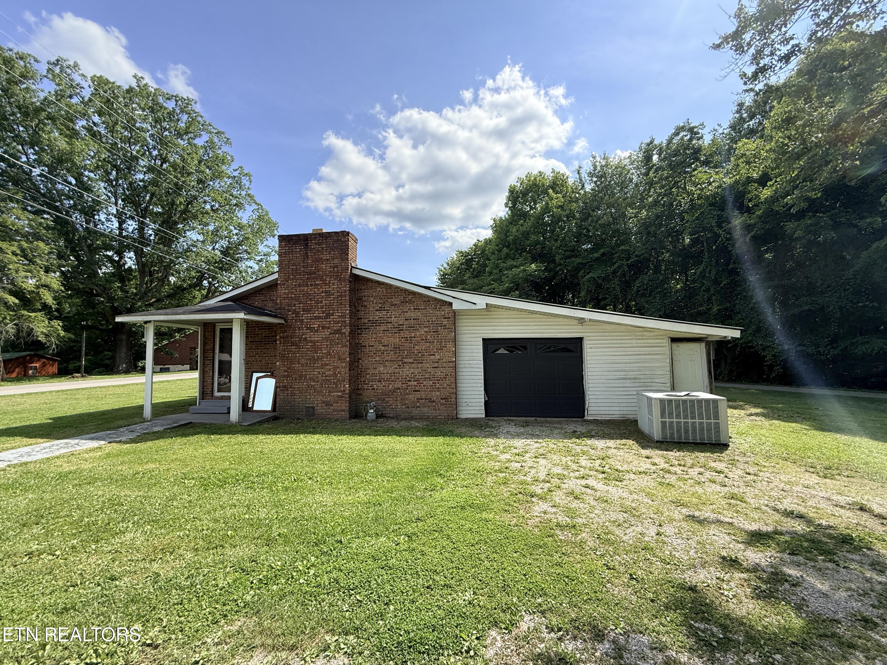 331 Whiteoak Street Jamestown TN 38556