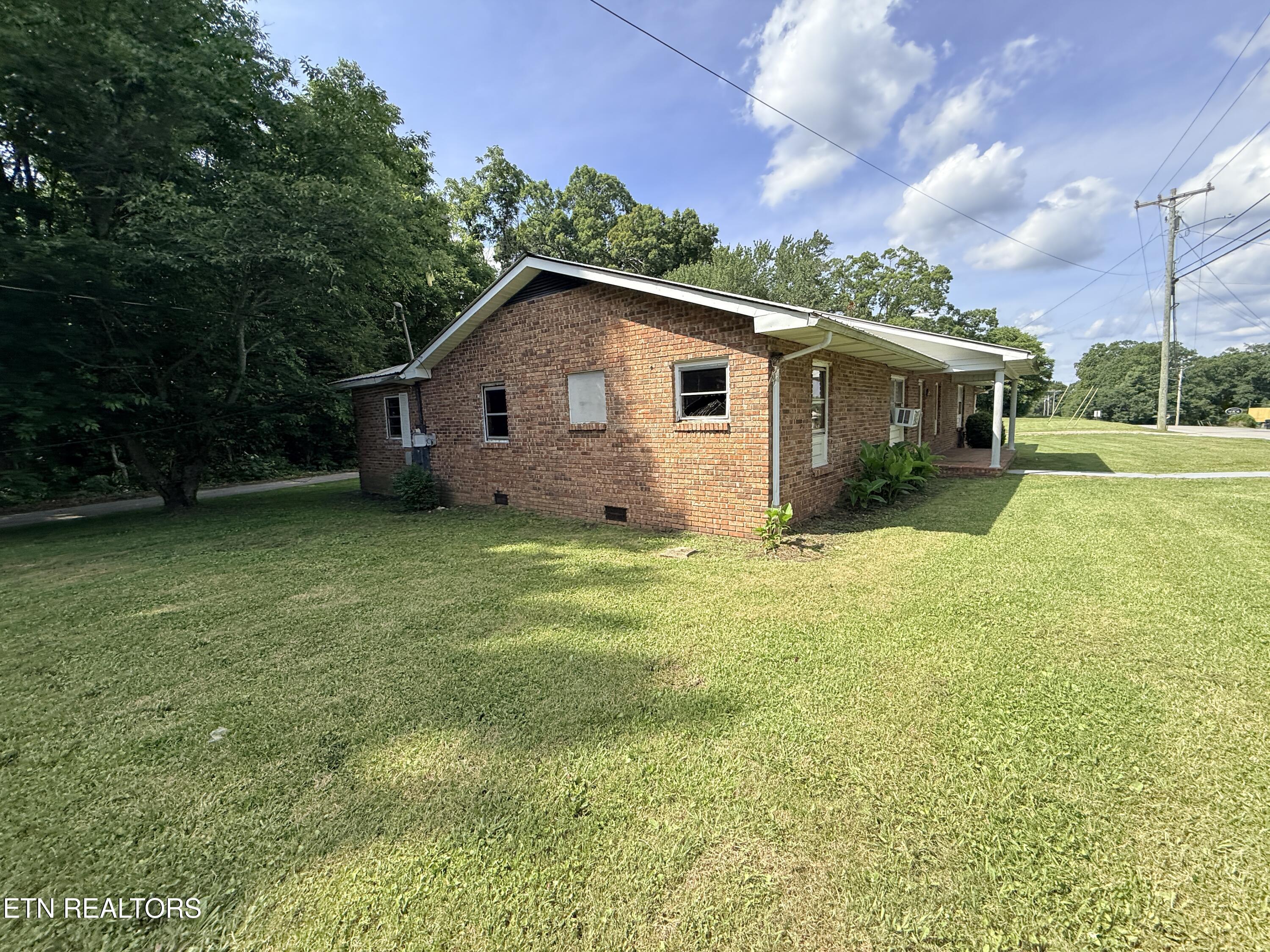 331 Whiteoak Street Jamestown TN 38556
