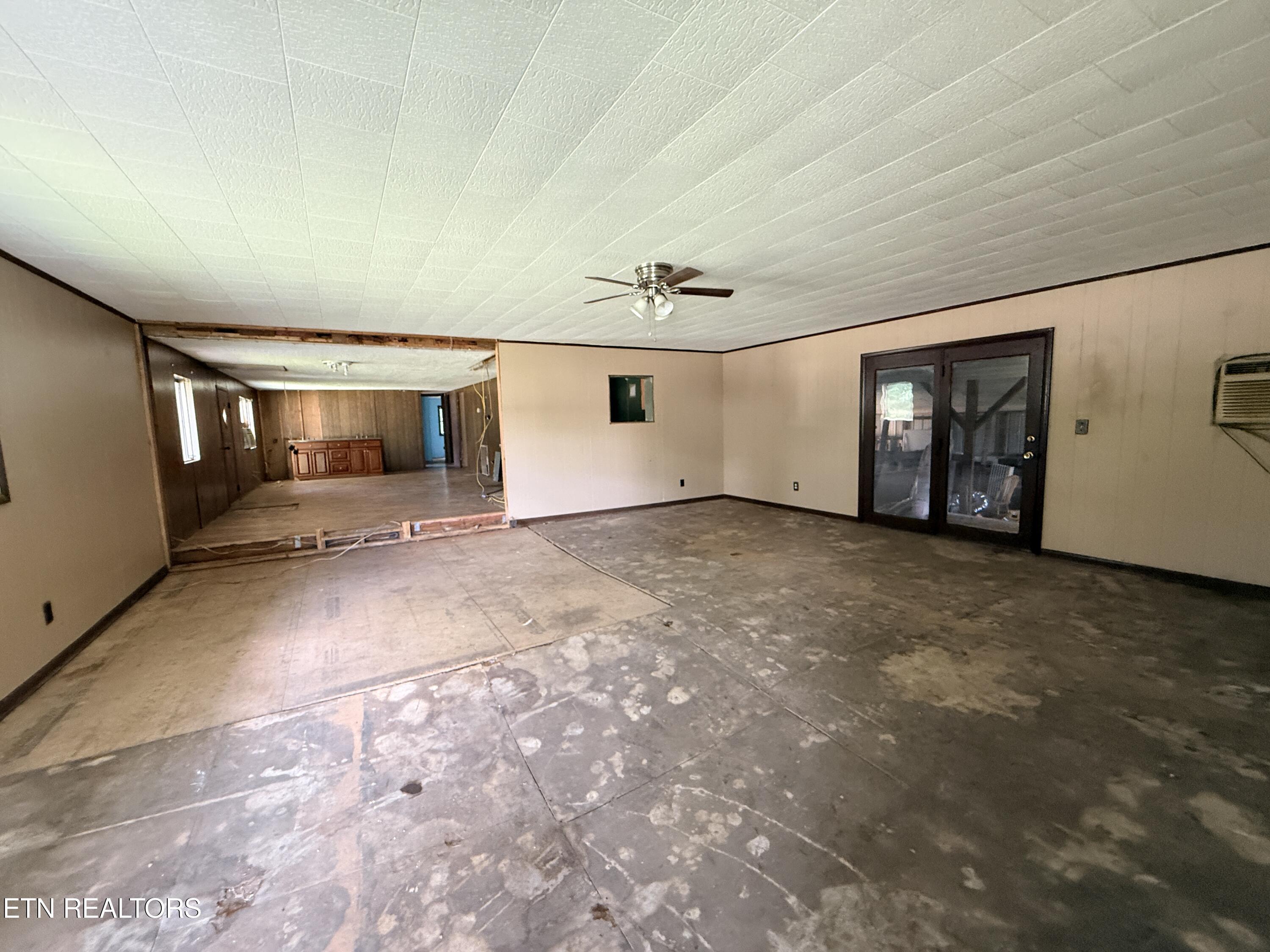 331 Whiteoak Street Jamestown TN 38556