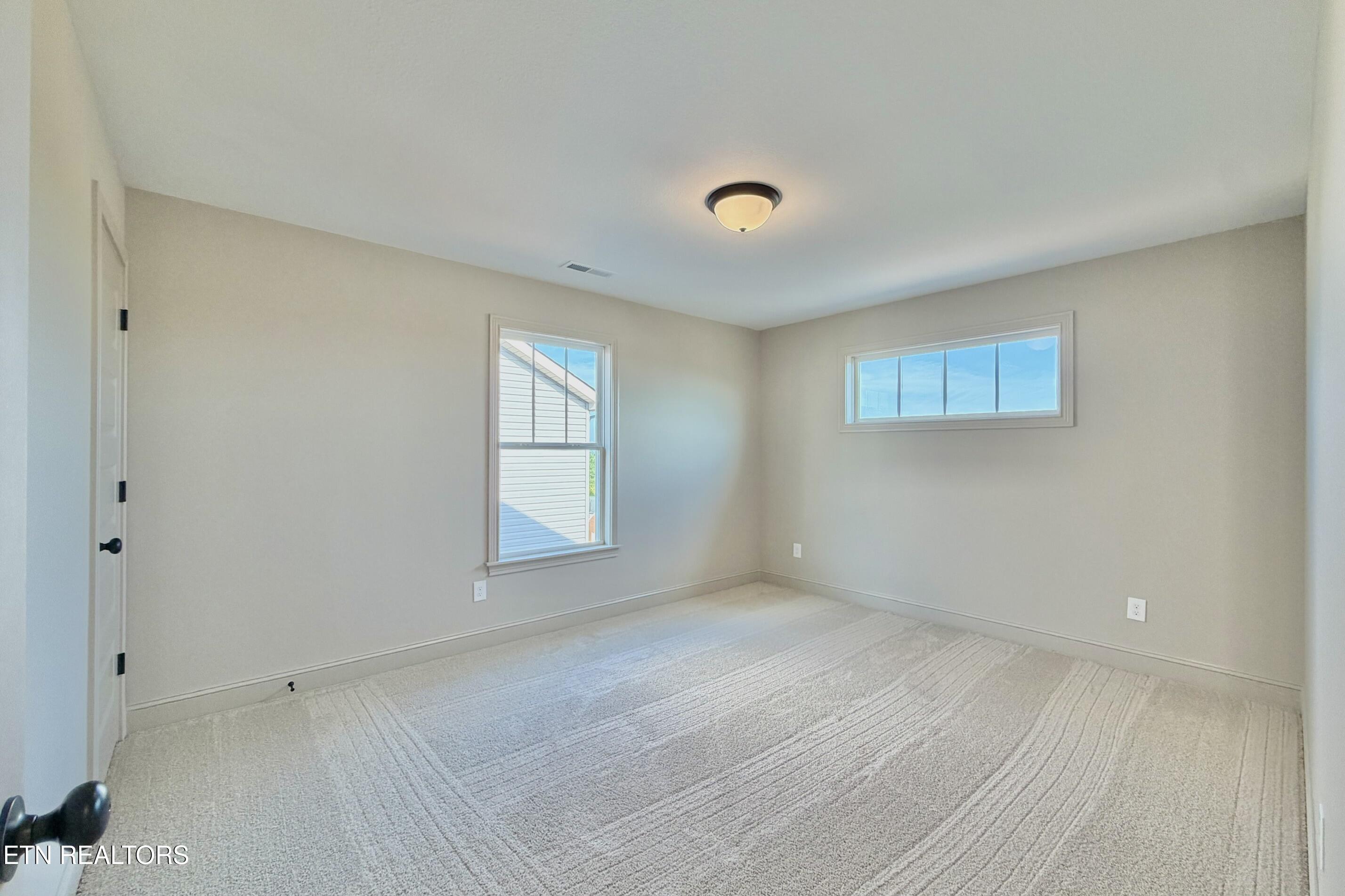 8911 Queensdale Lane Knoxville TN 37924
