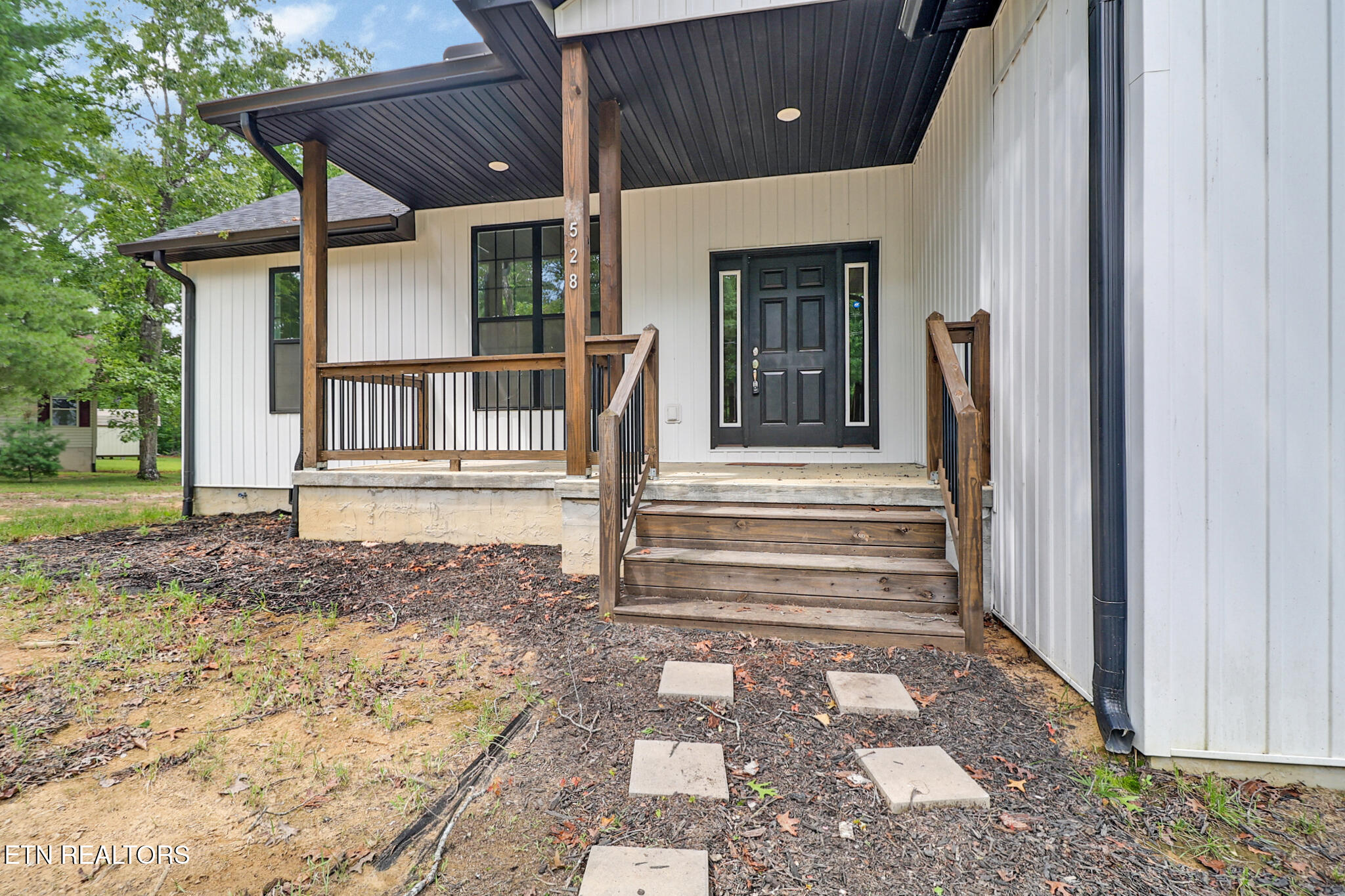 528 St Anthony Drive Jamestown TN 38556