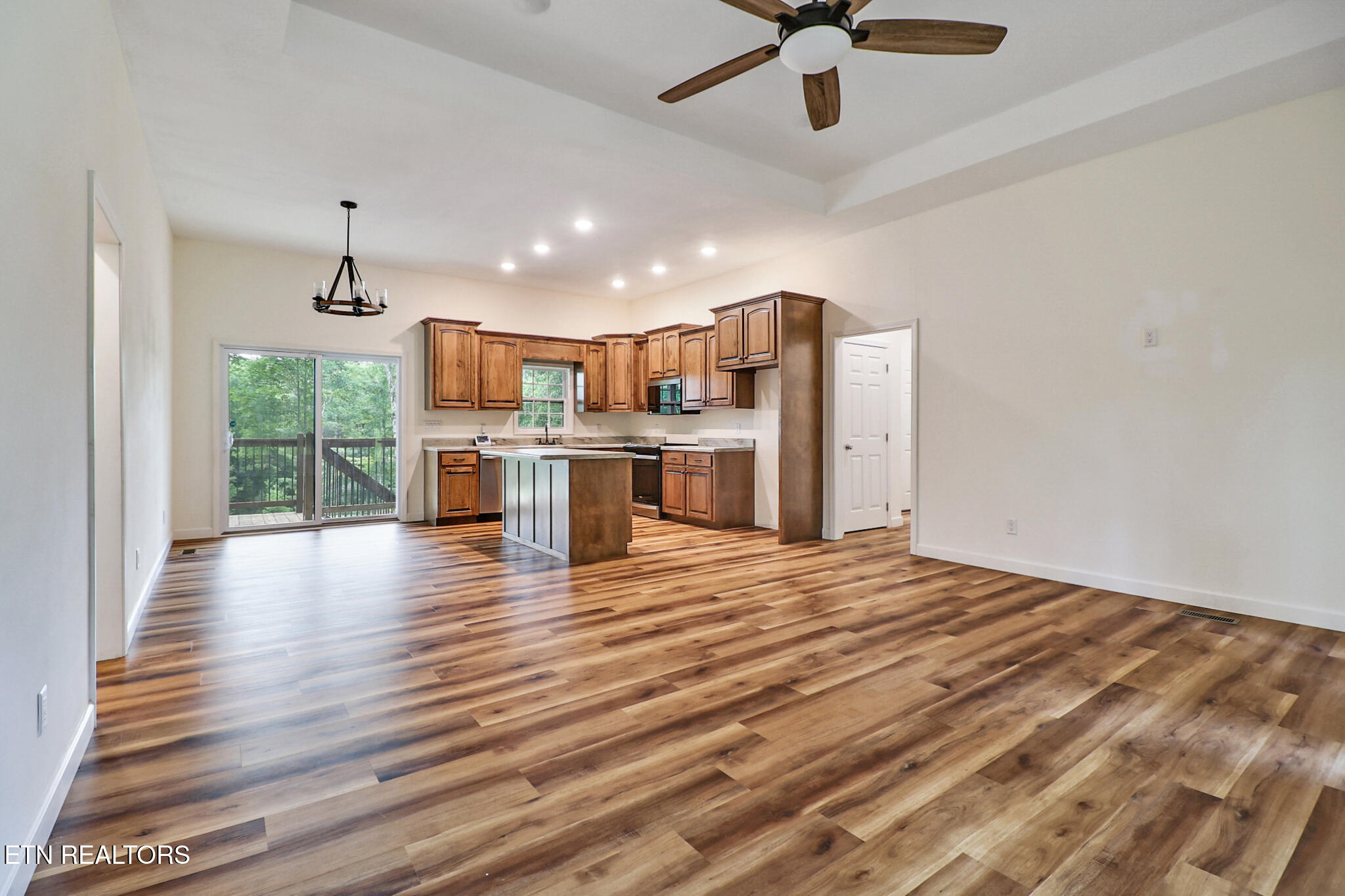 528 St Anthony Drive Jamestown TN 38556