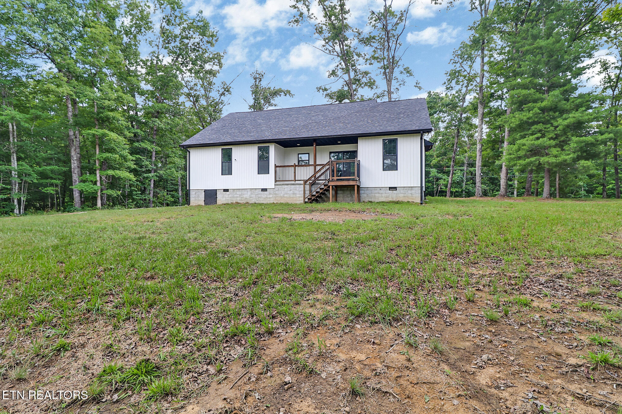 528 St Anthony Drive Jamestown TN 38556