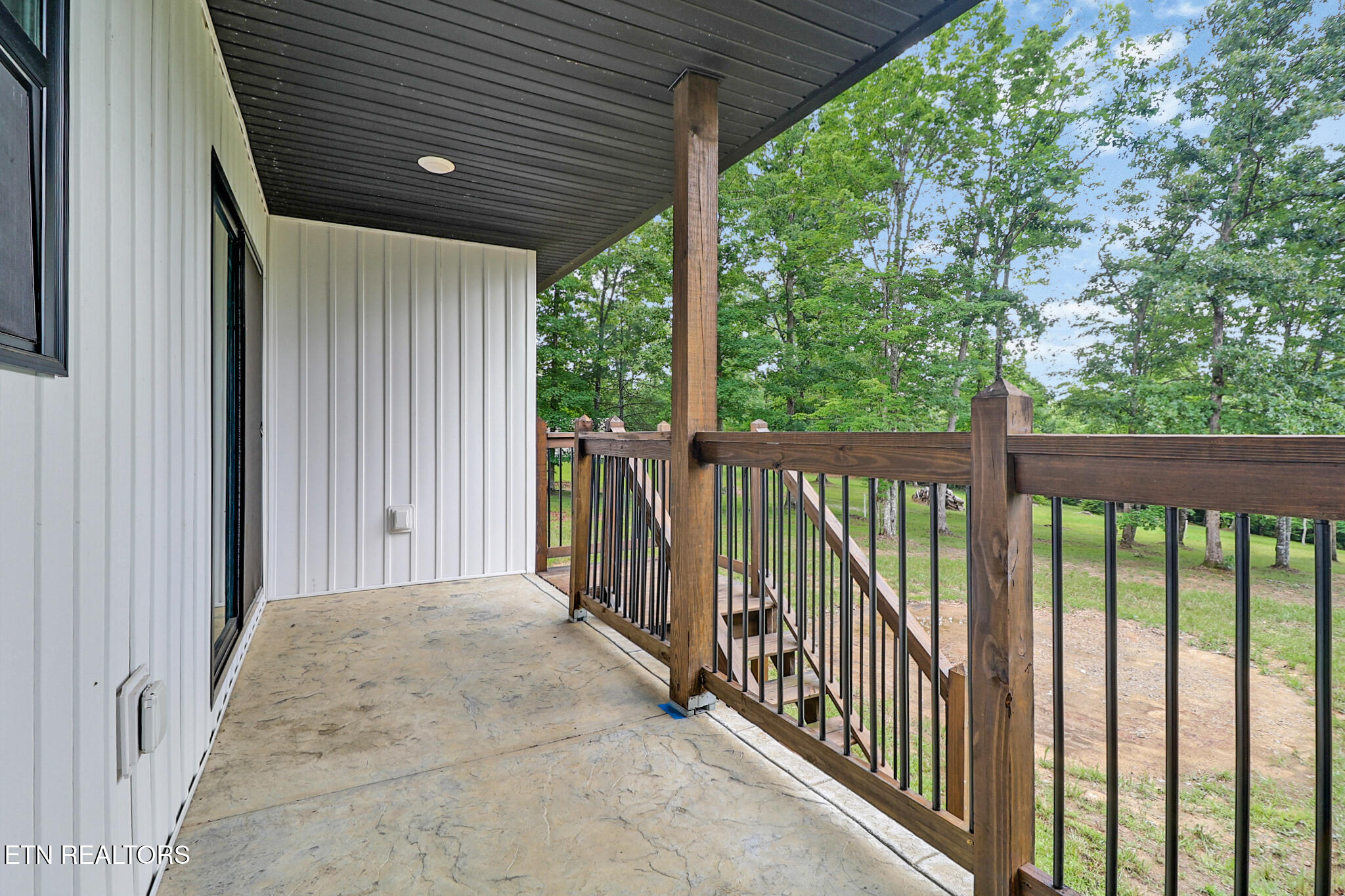 528 St Anthony Drive Jamestown TN 38556
