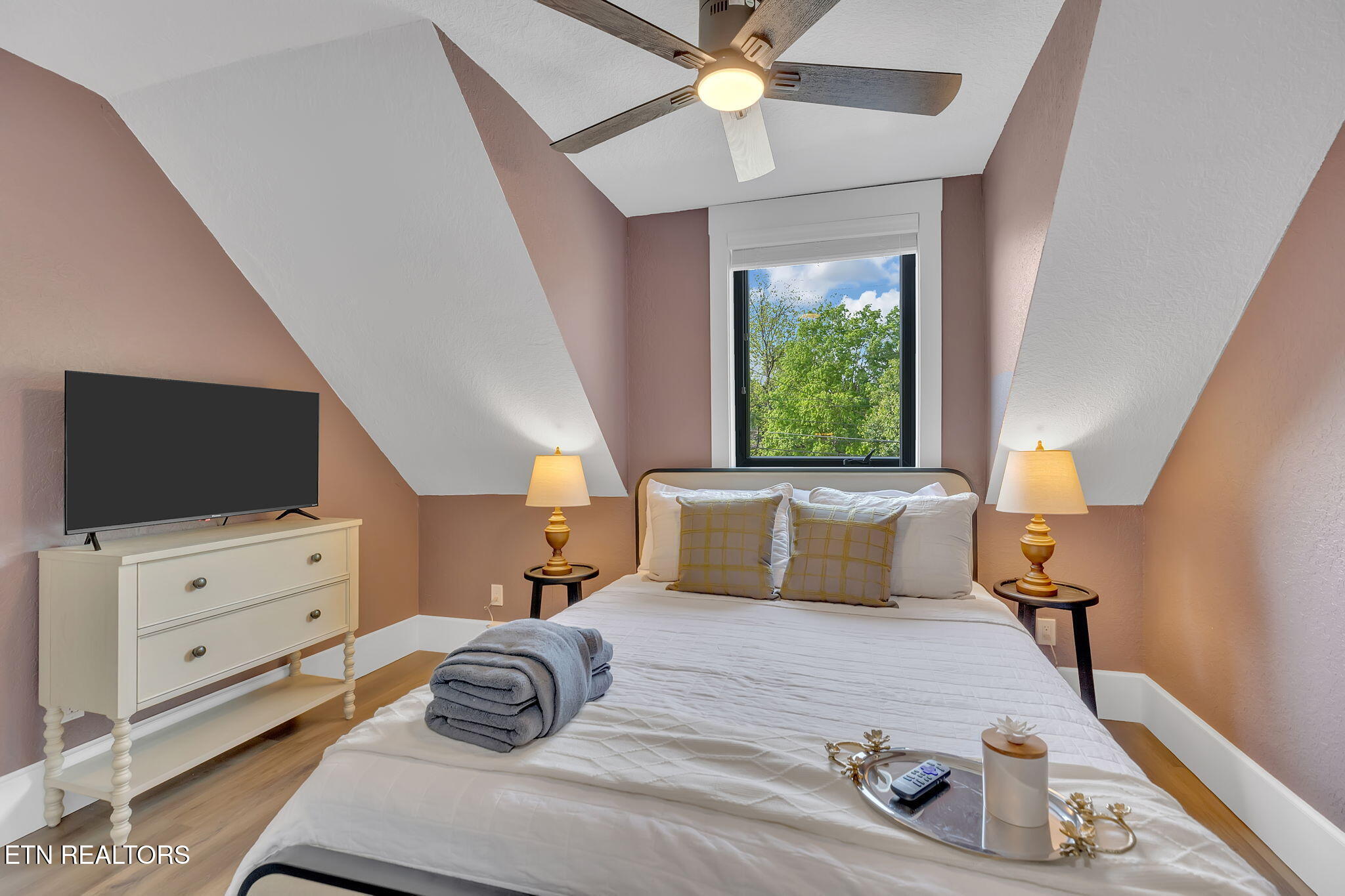 229 Prince Street Sevierville TN 37862