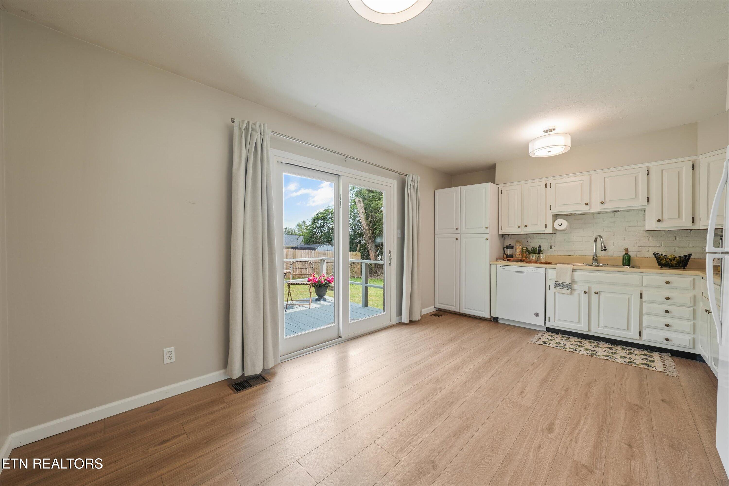 103 Iona Circle Oak Ridge TN 37830