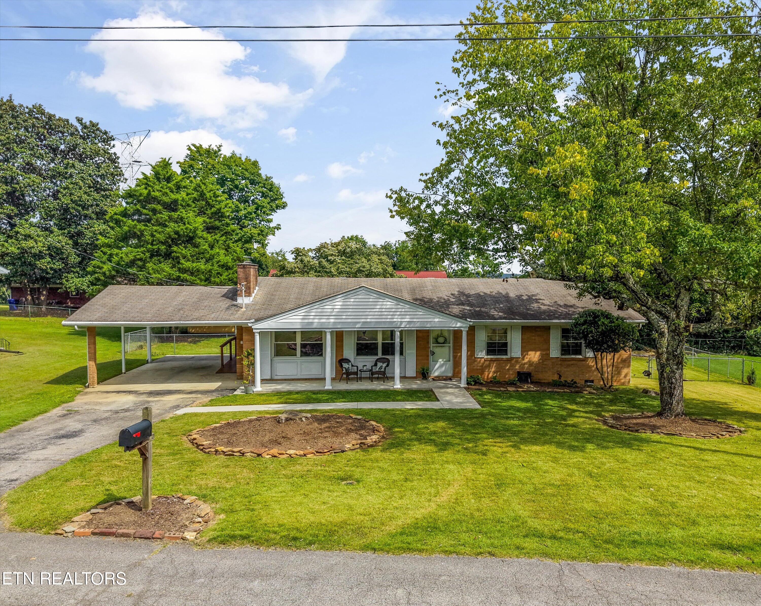 103 Iona Circle Oak Ridge TN 37830