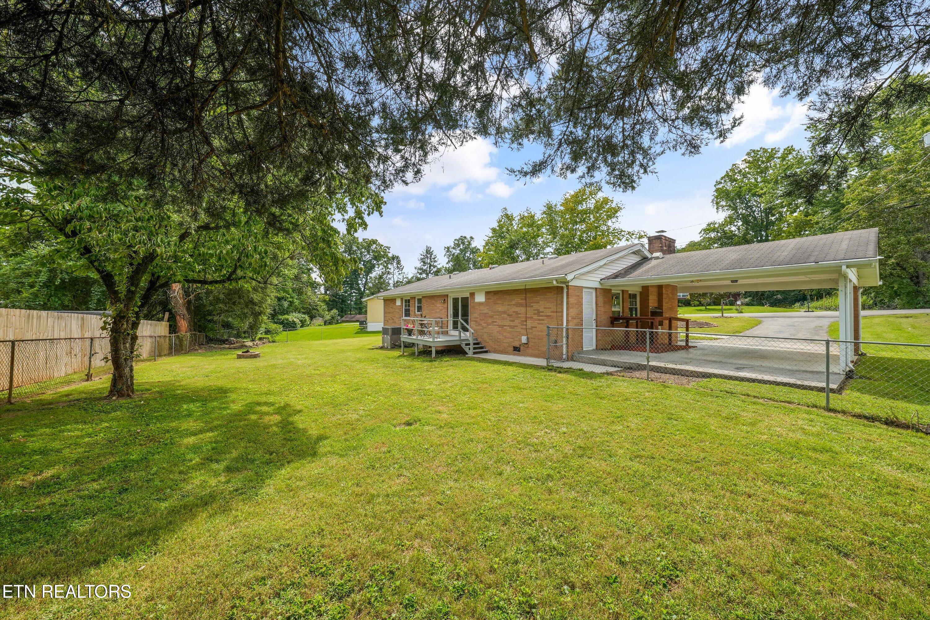 103 Iona Circle Oak Ridge TN 37830