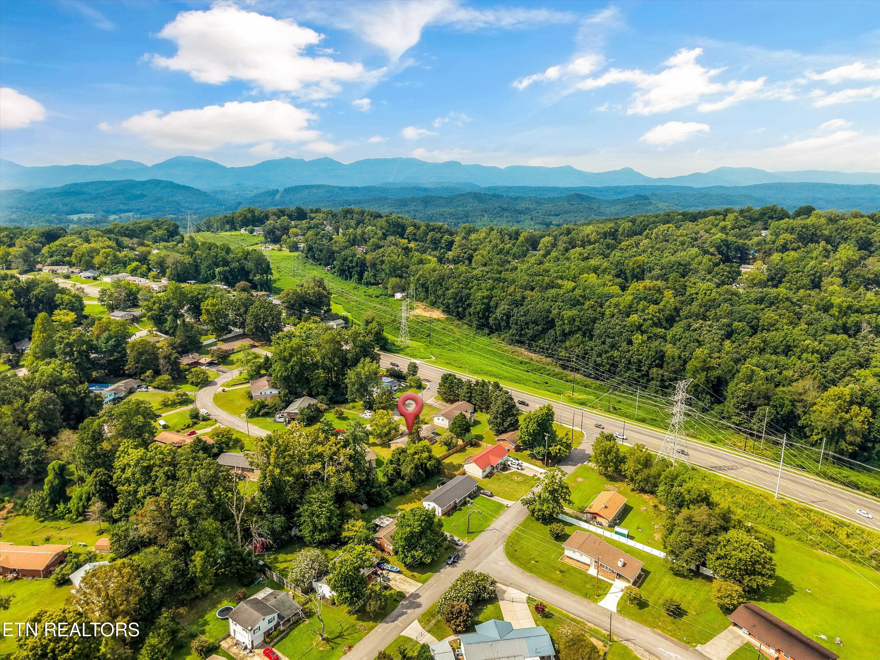 103 Iona Circle Oak Ridge TN 37830