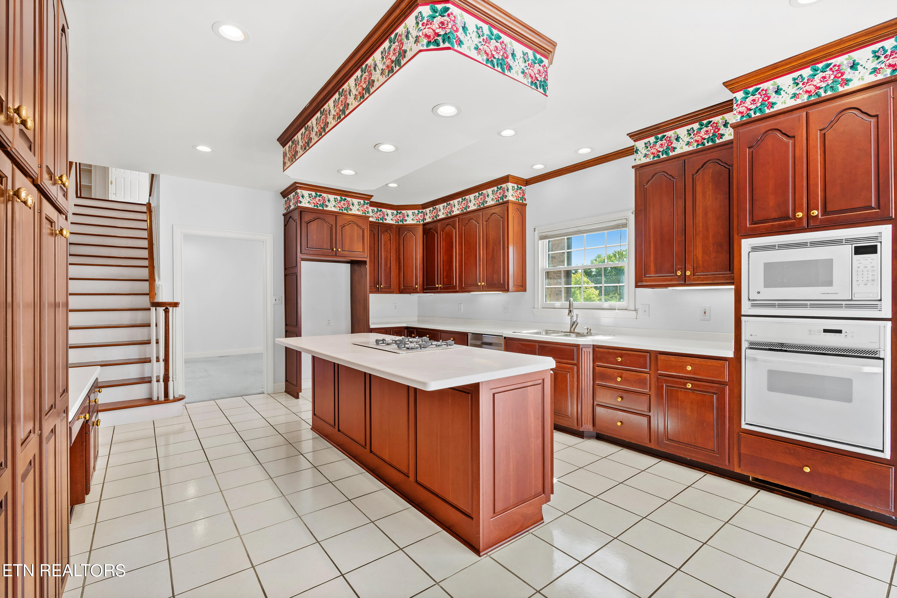 2204 Steven Drive Knoxville TN 37938