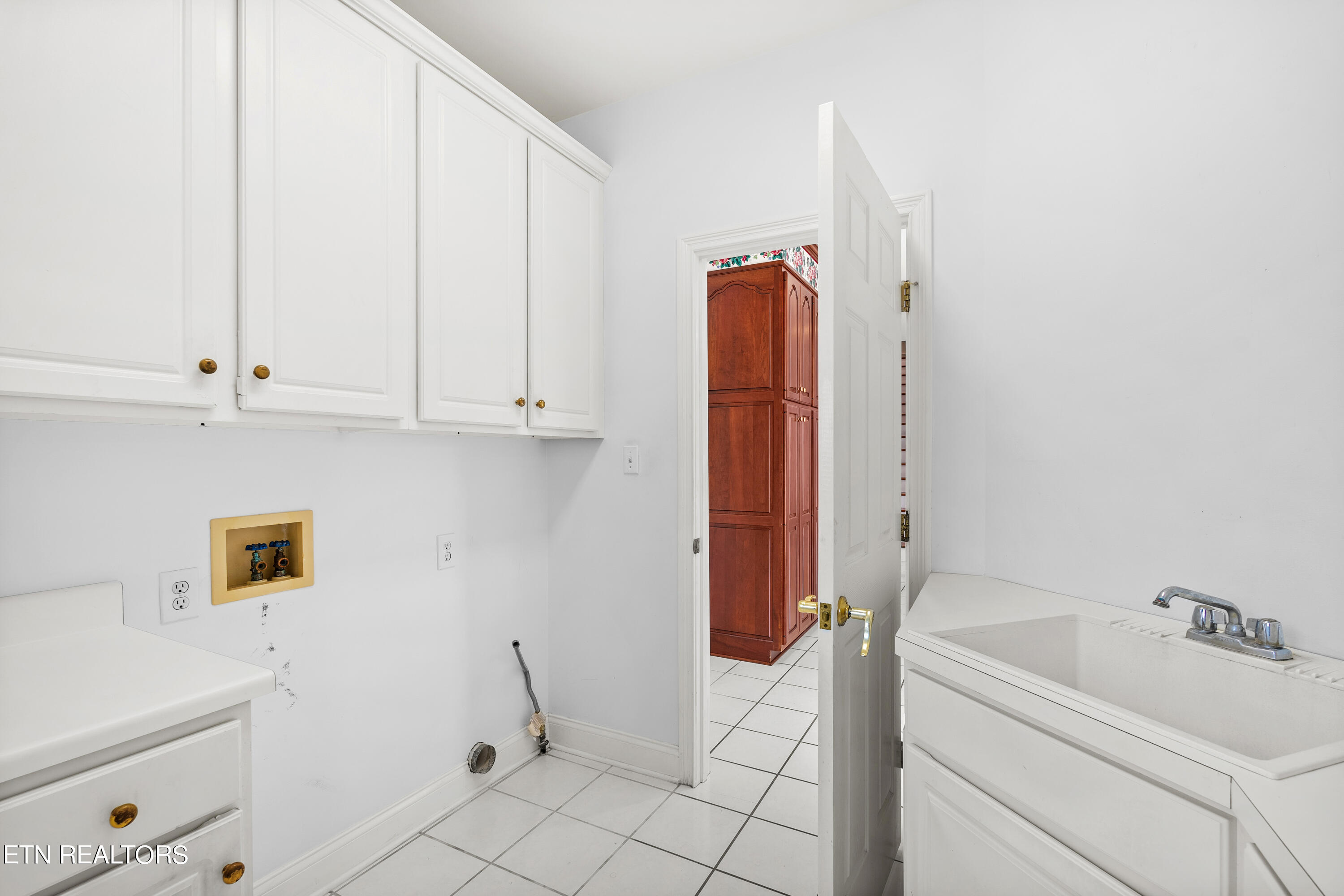 2204 Steven Drive Knoxville TN 37938