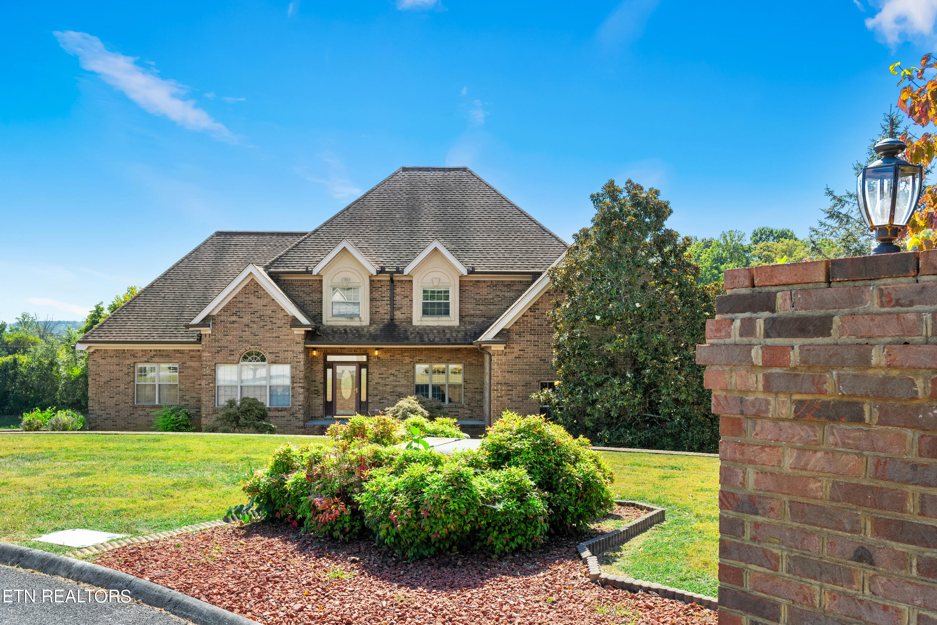 2204 Steven Drive Knoxville TN 37938