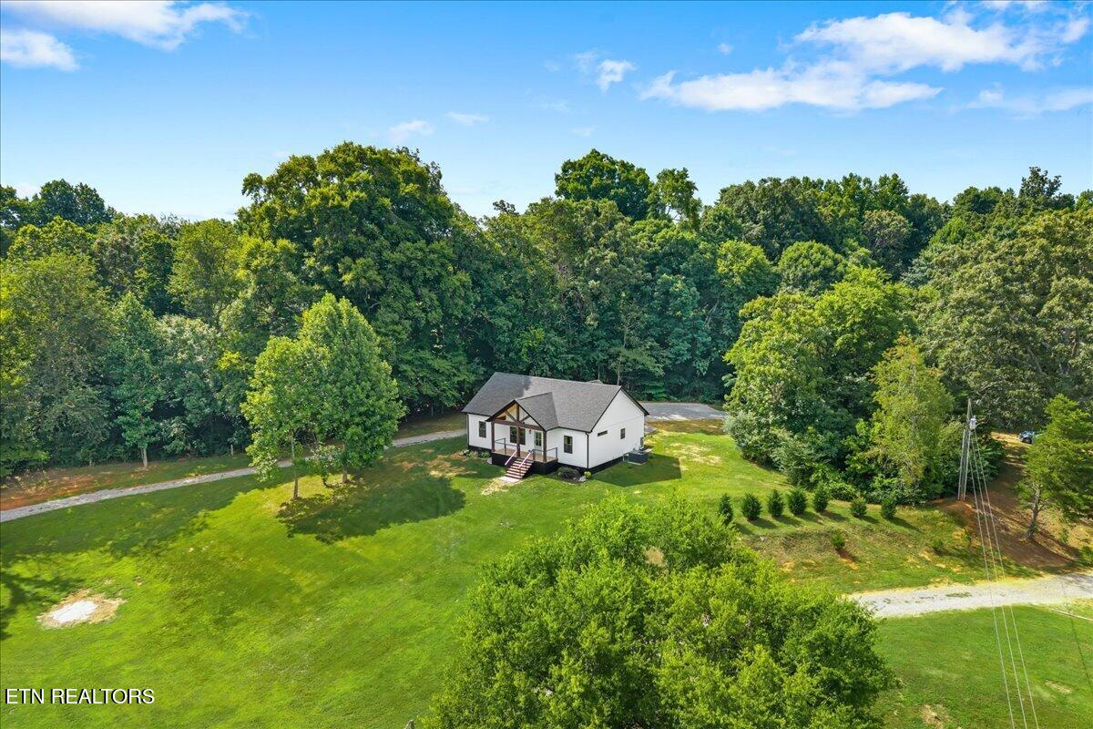 222/225 Summit Road Madisonville TN 37354