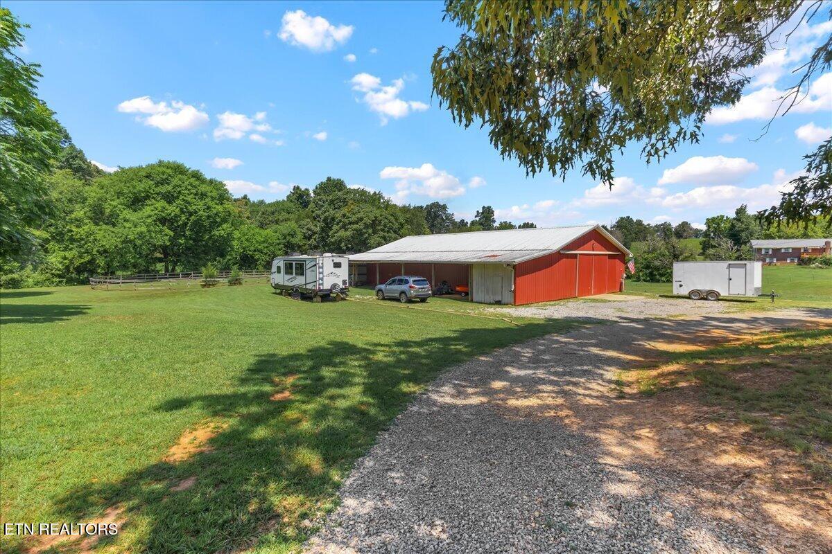 222/225 Summit Road Madisonville TN 37354