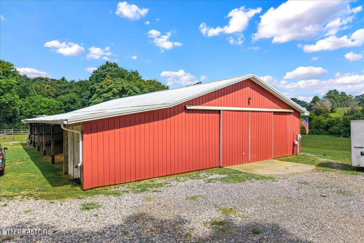 222/225 Summit Road Madisonville TN 37354