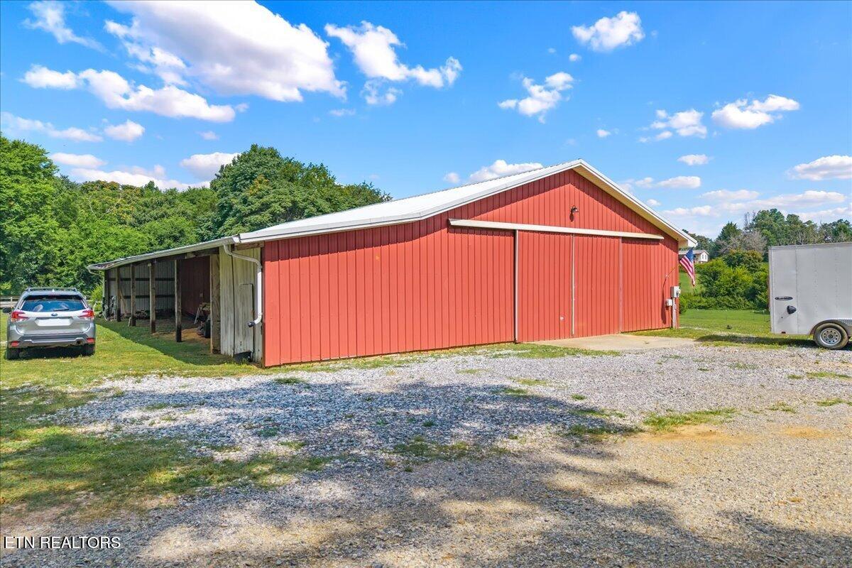 222/225 Summit Road Madisonville TN 37354