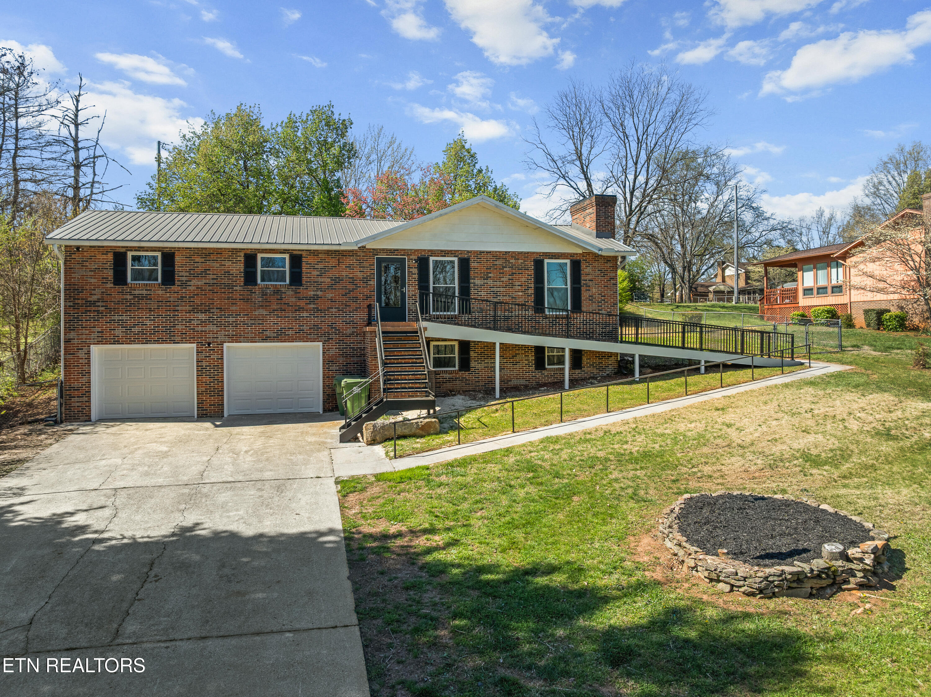 921 Brown School Road Maryville TN 37804