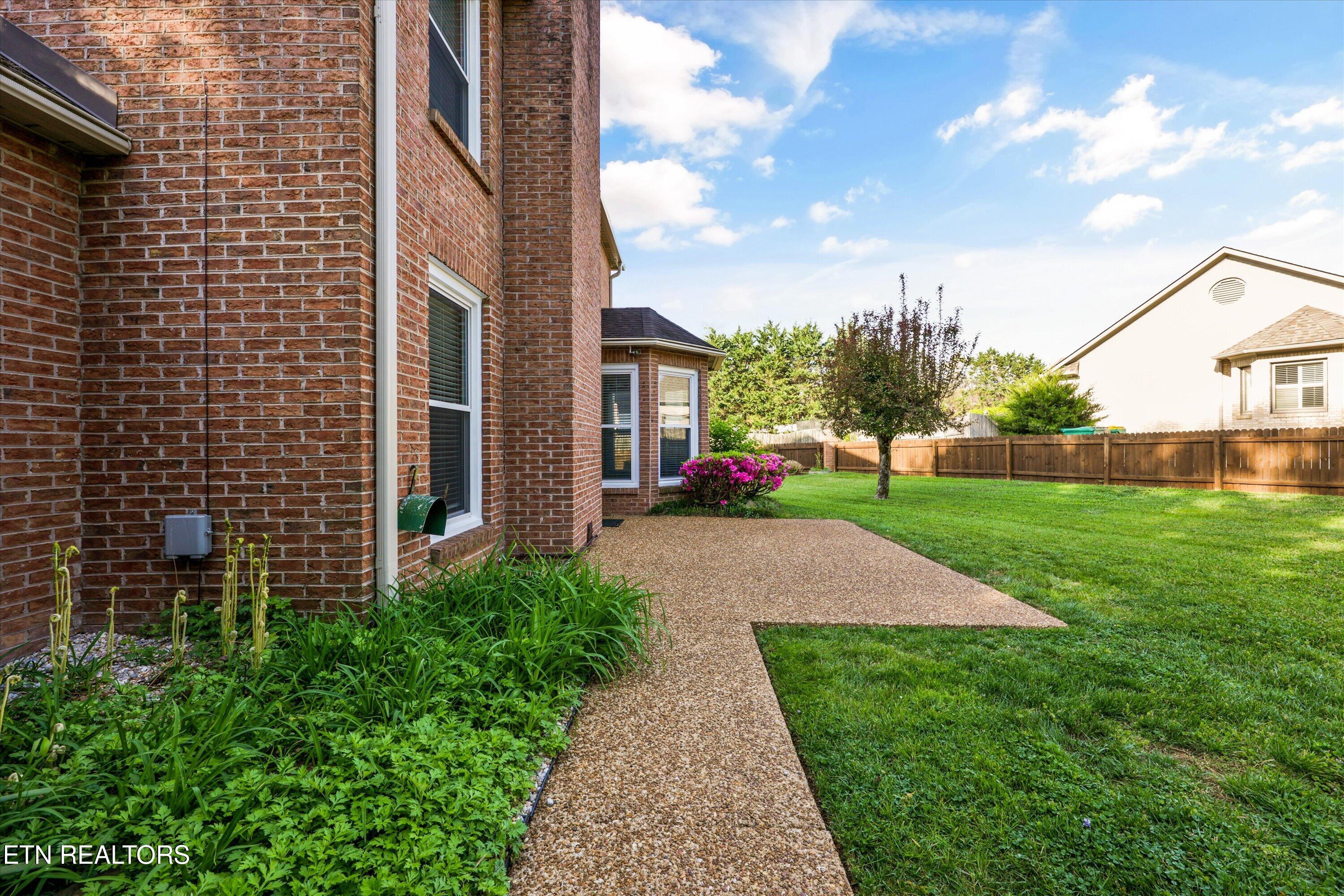 7601 Holcombridge Boulevard Powell TN 37849
