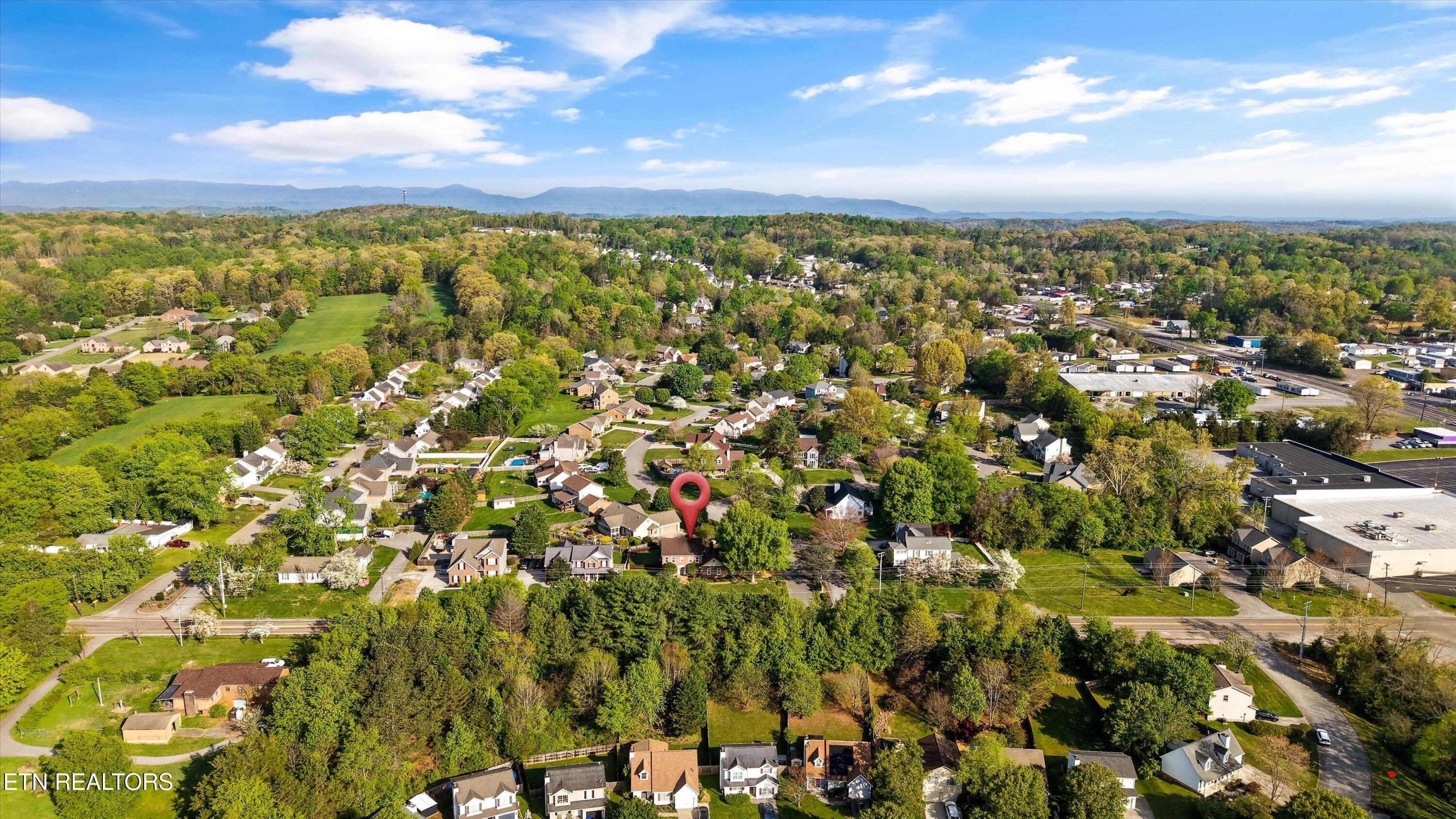 7601 Holcombridge Boulevard Powell TN 37849
