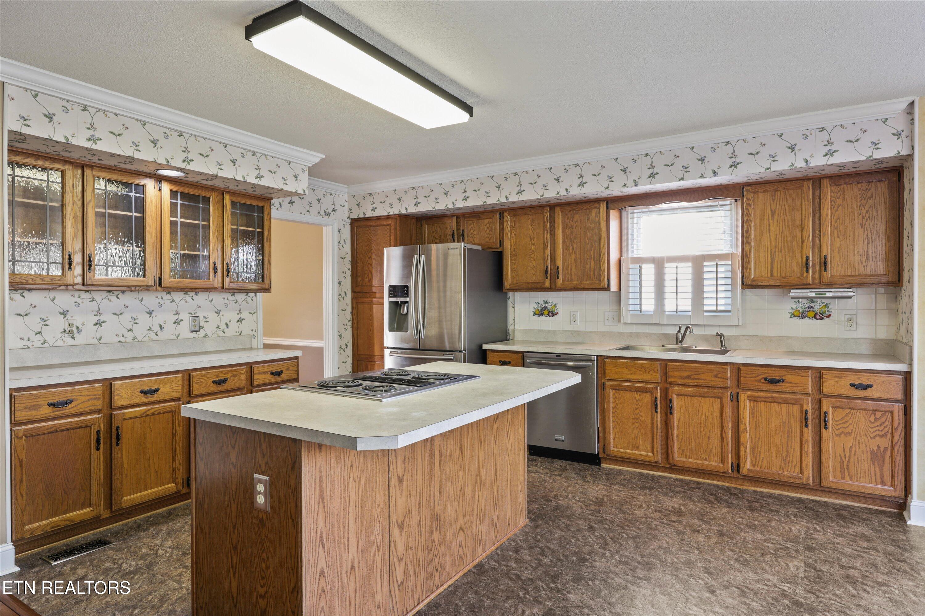 7601 Holcombridge Boulevard Powell TN 37849