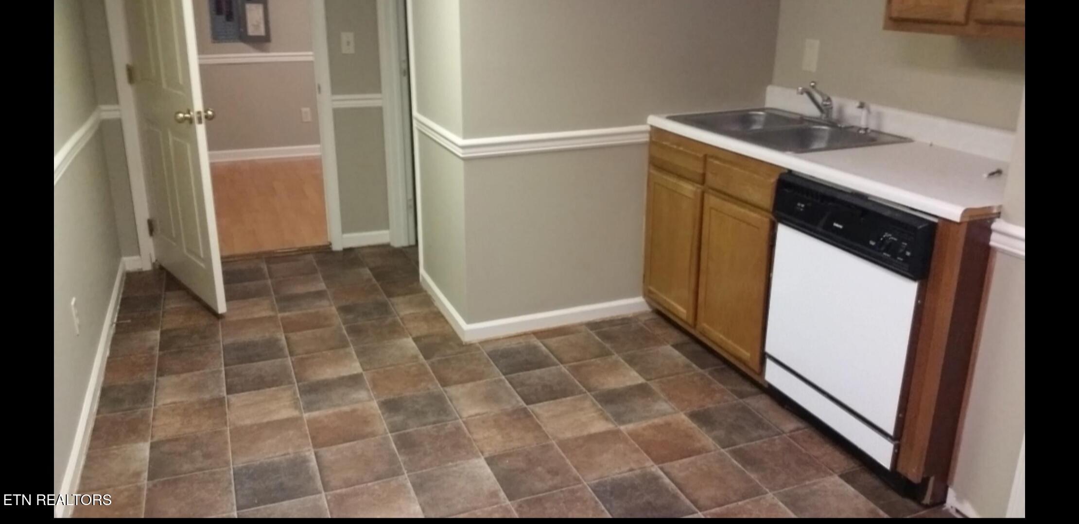 240 W Tennessee Avenue Oak Ridge TN 37830