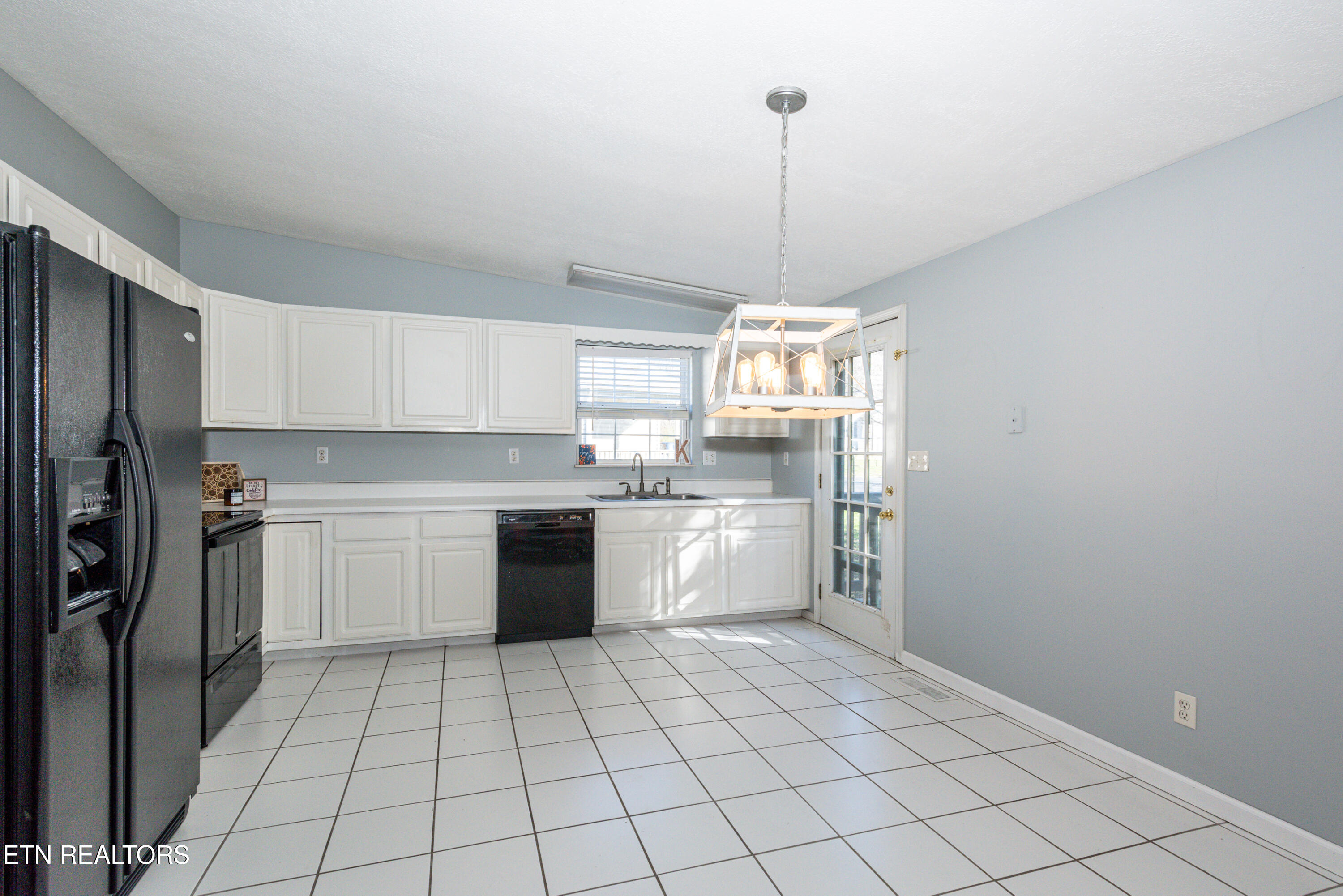 1103 Serlio Way Knoxville TN 37920