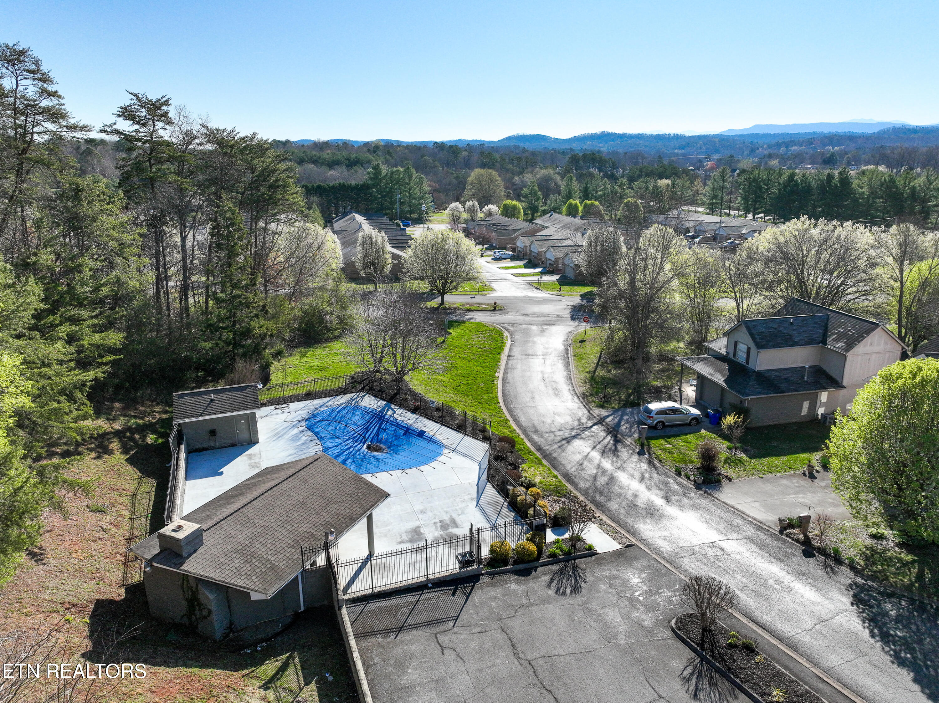 1103 Serlio Way Knoxville TN 37920