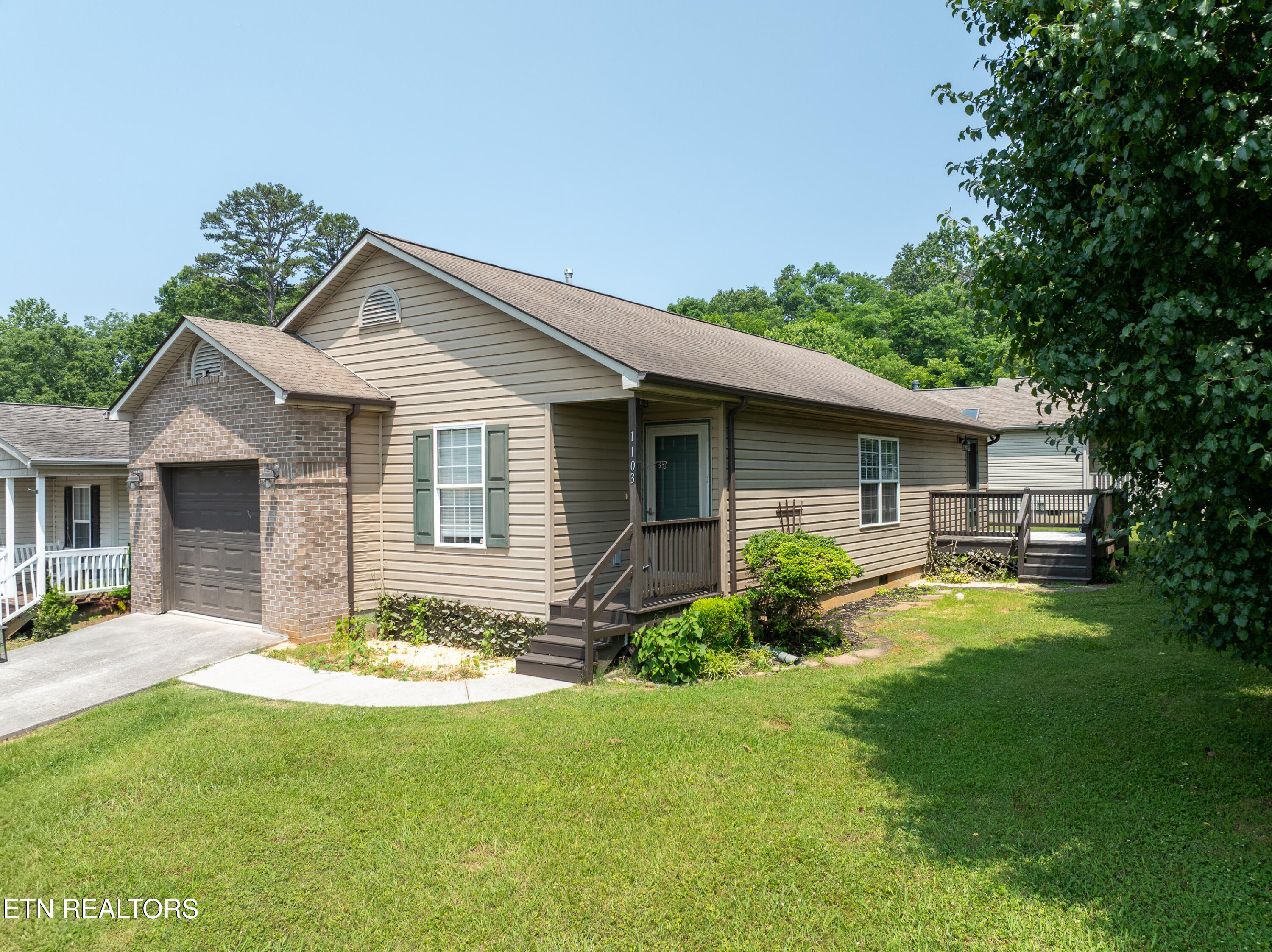 1103 Serlio Way Knoxville TN 37920