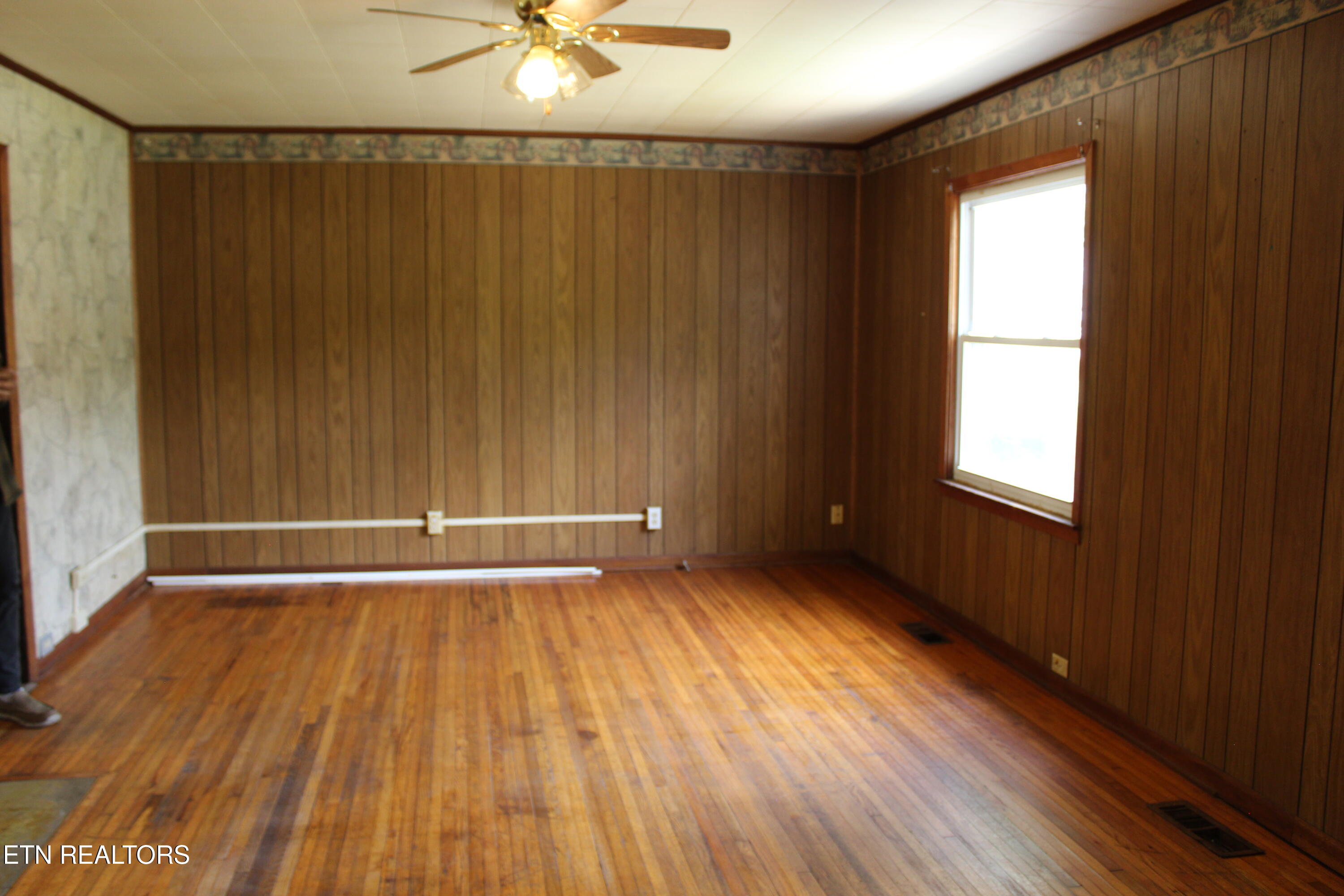 903 W Morris Street Sweetwater TN 37874
