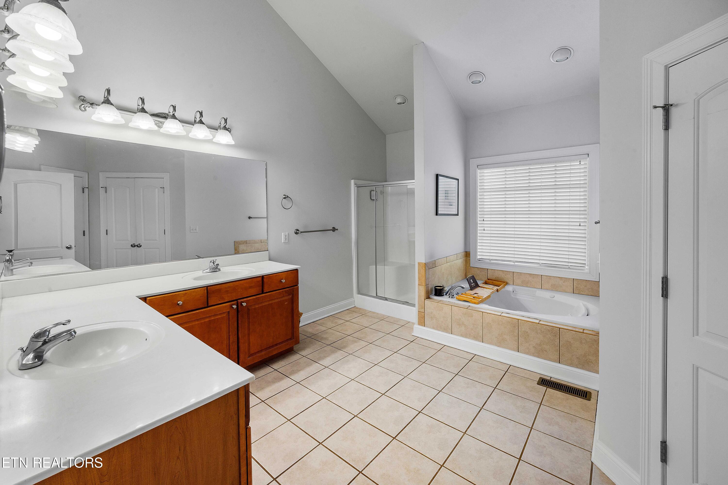 1724 Evening Shade Lane Knoxville TN 37919