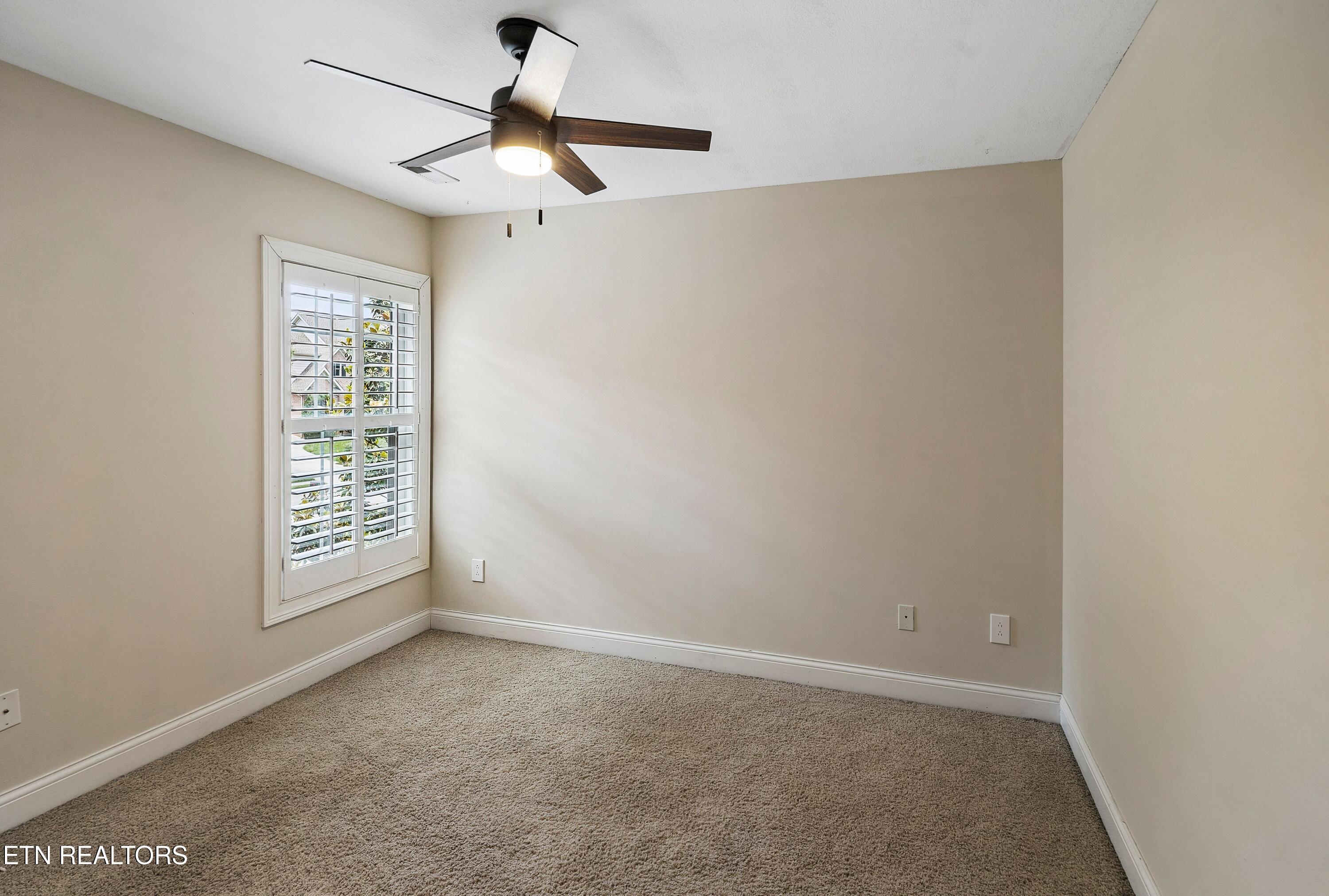 1724 Evening Shade Lane Knoxville TN 37919