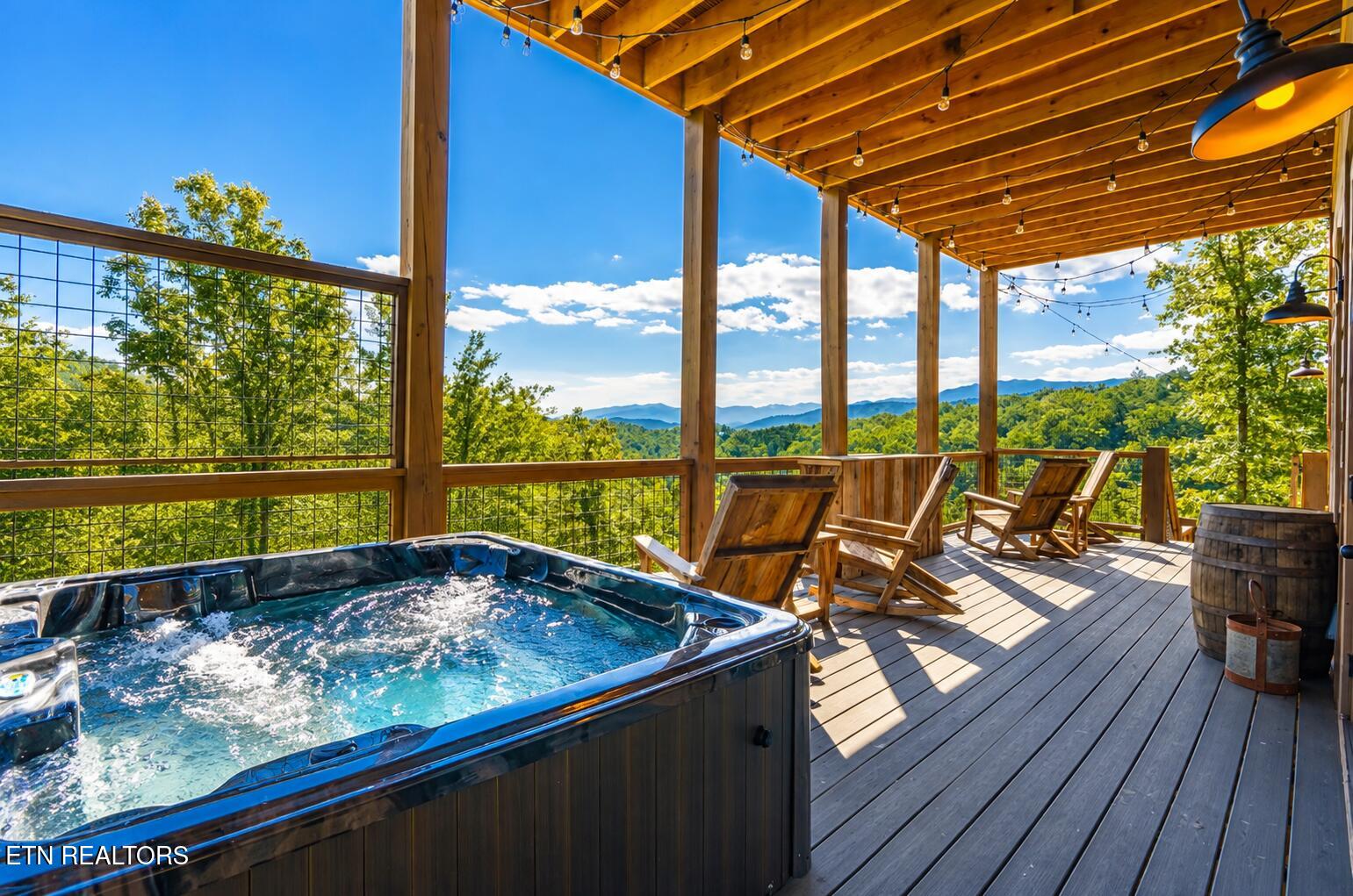 2943 Lightning Strike Drive Sevierville TN 37862