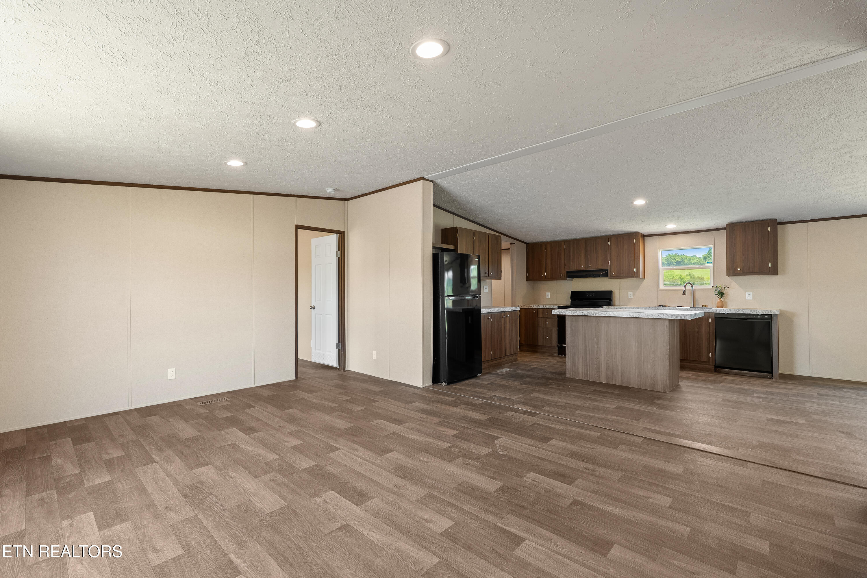 277 Thompson Road Madisonville TN 37354