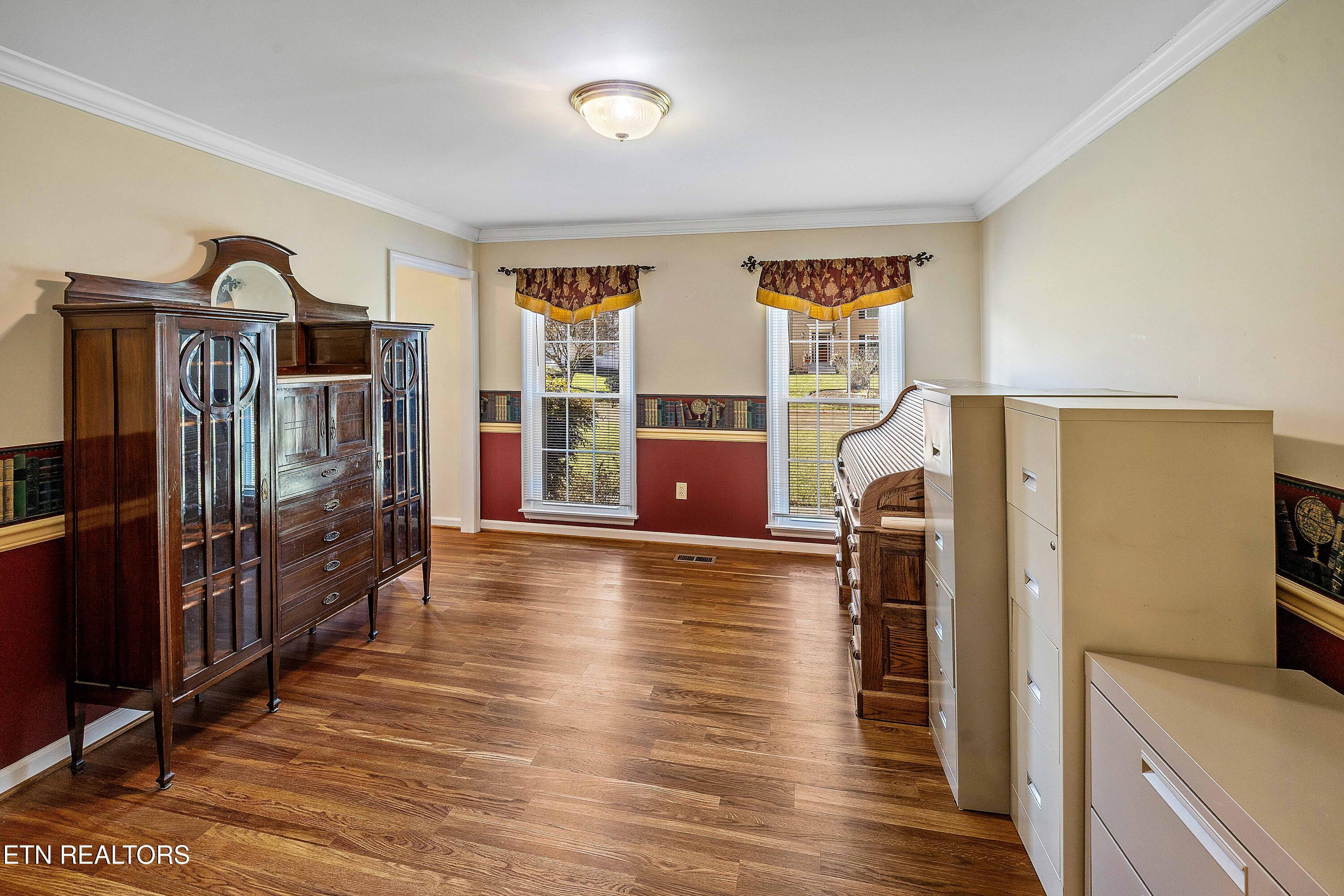 1204 Ashgrove Place Knoxville TN 37919