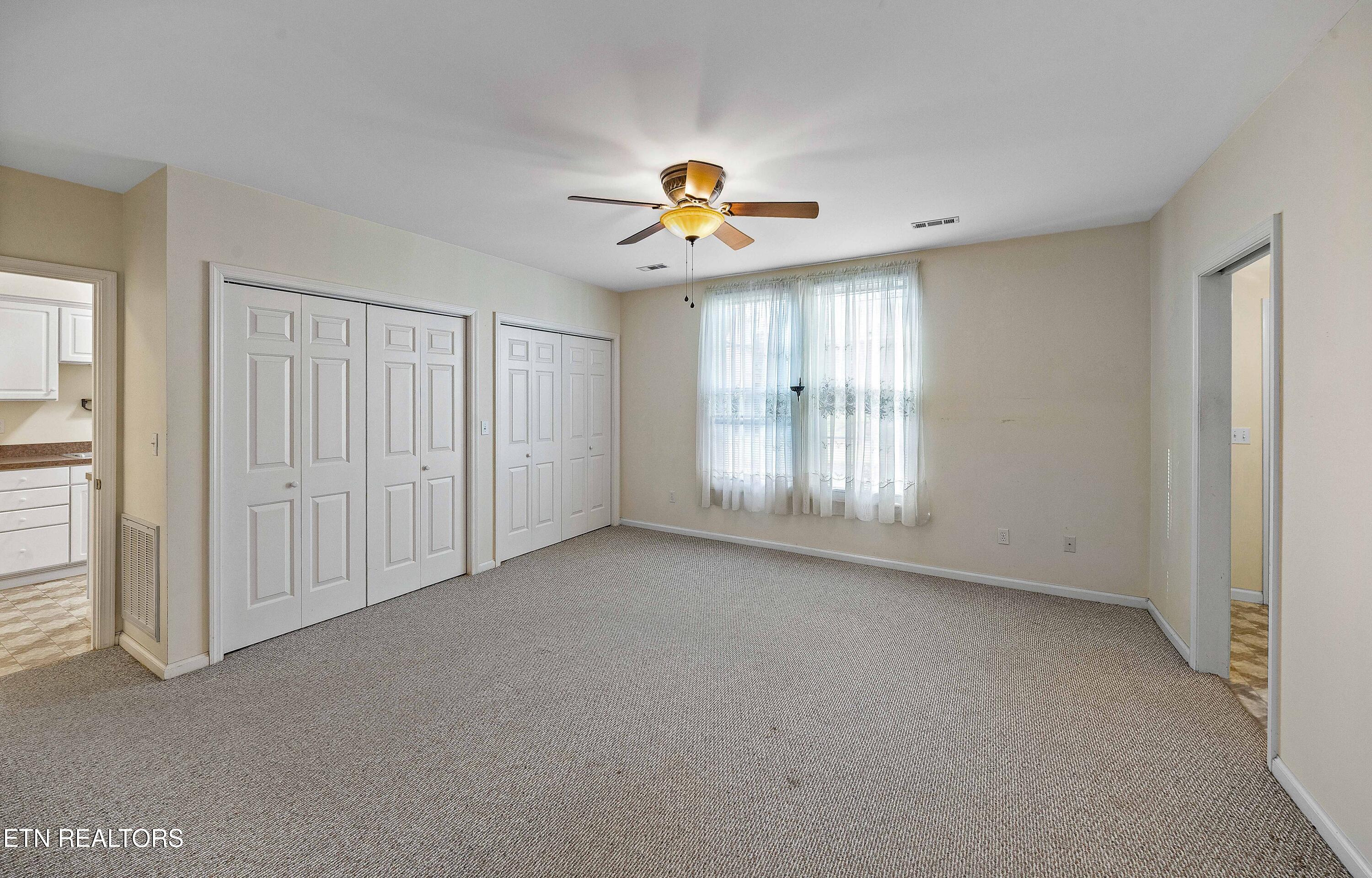 1204 Ashgrove Place Knoxville TN 37919