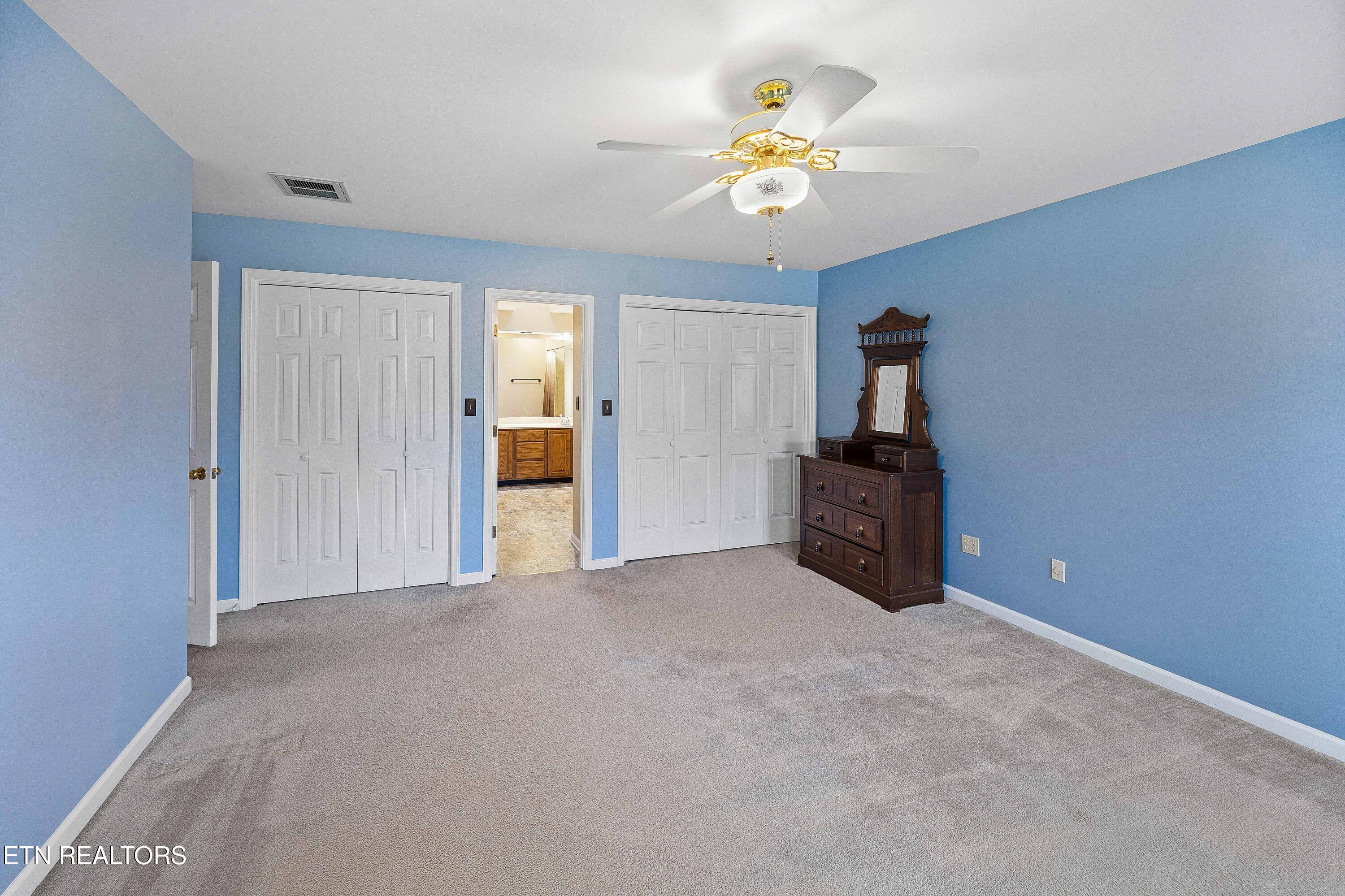 1204 Ashgrove Place Knoxville TN 37919
