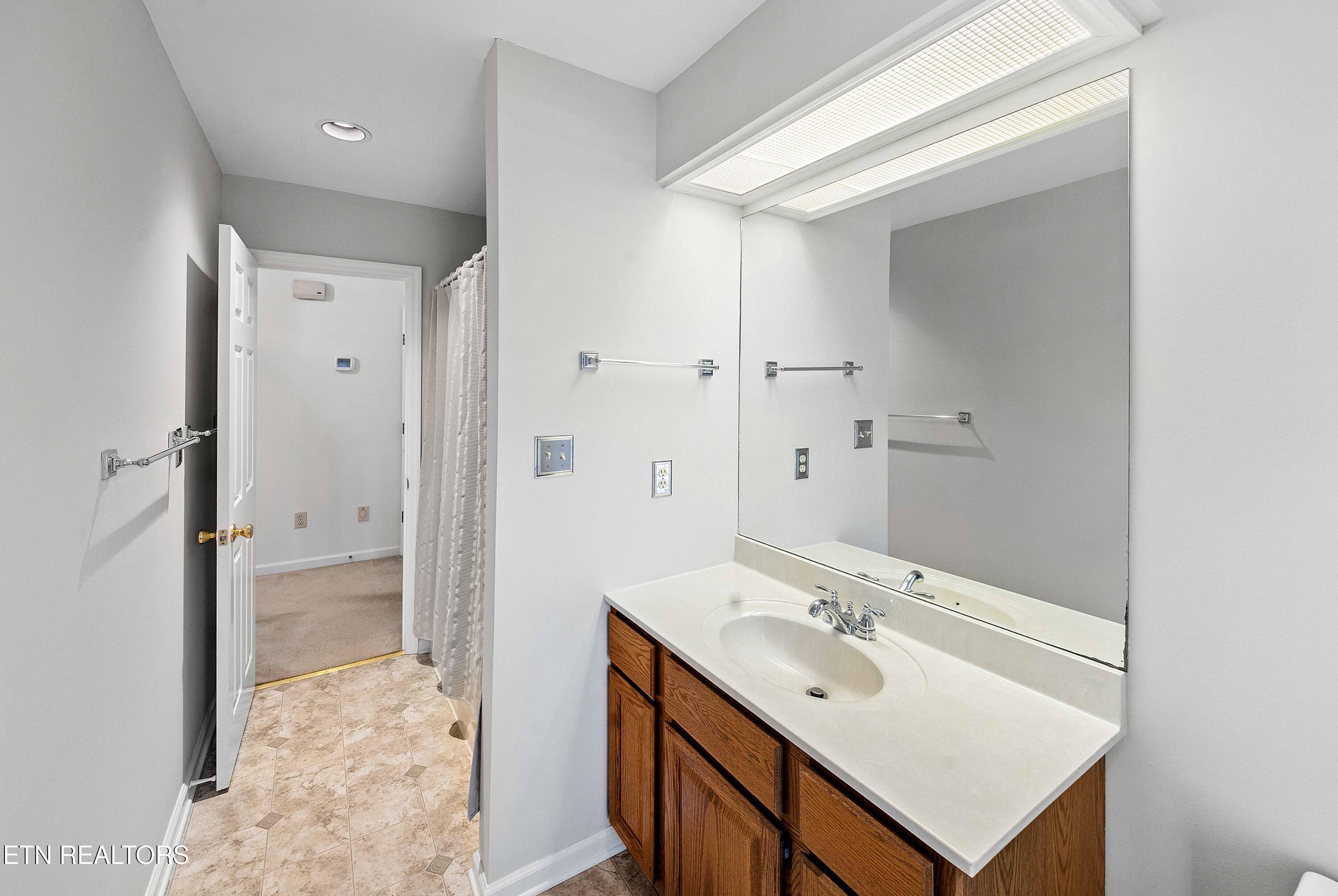 1204 Ashgrove Place Knoxville TN 37919