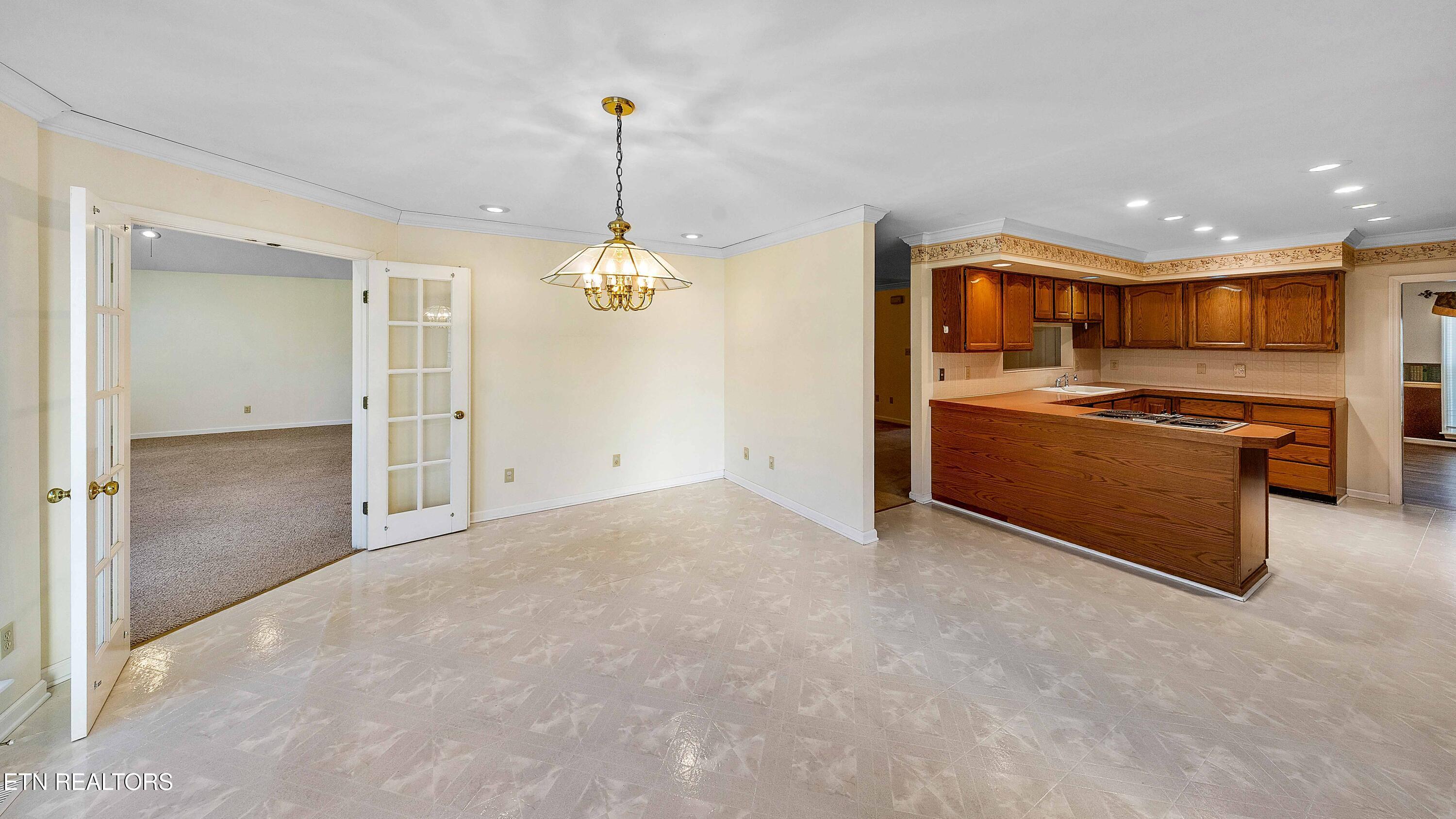 1204 Ashgrove Place Knoxville TN 37919