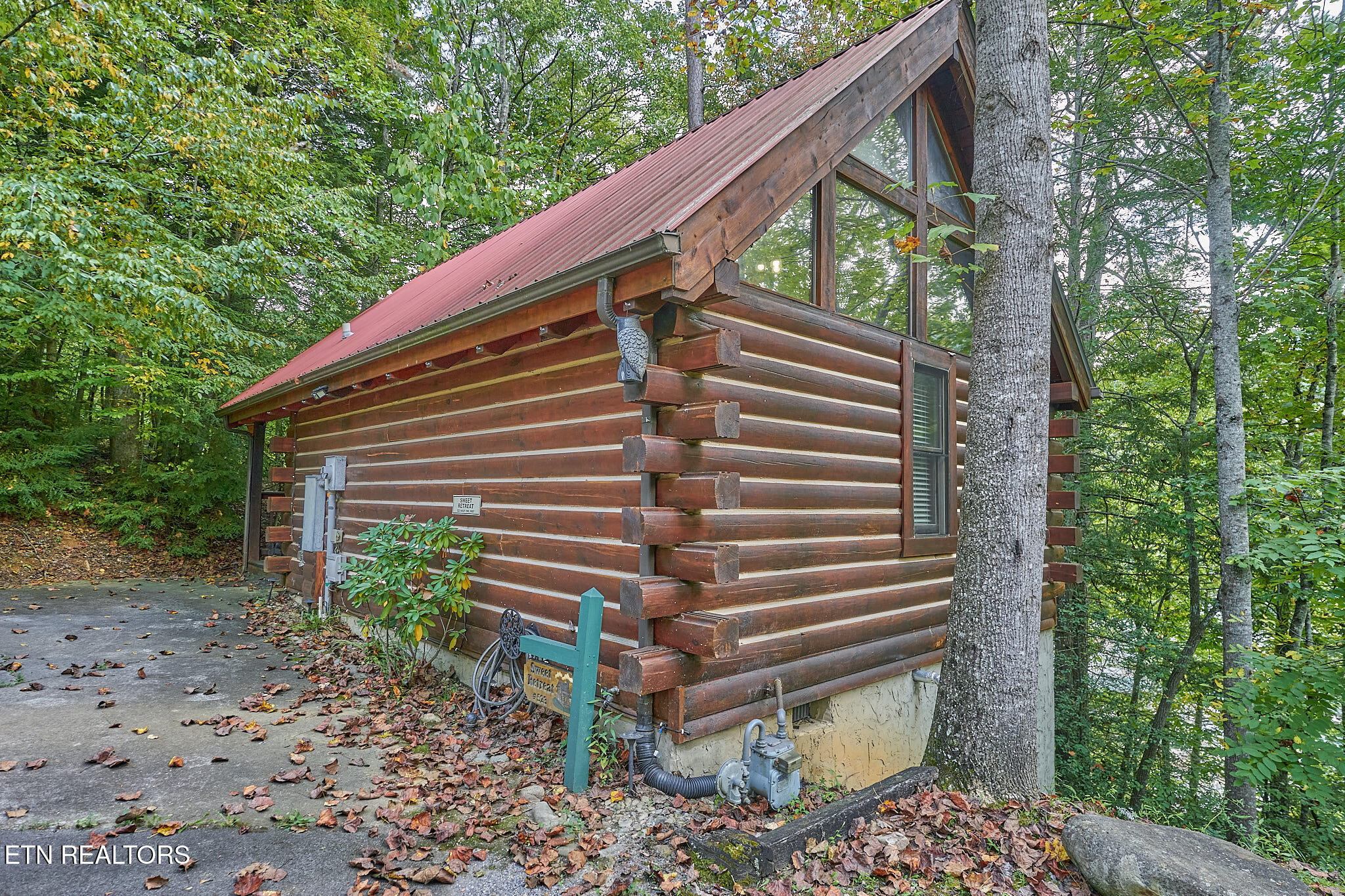 523 Hoot Owl Way Gatlinburg TN 37738