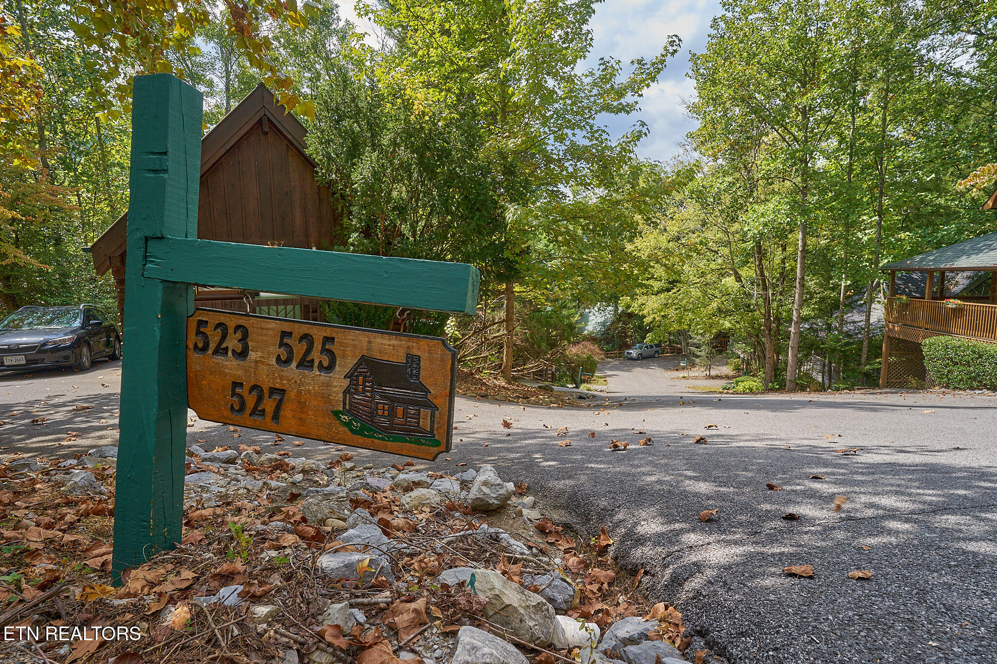 523 Hoot Owl Way Gatlinburg TN 37738