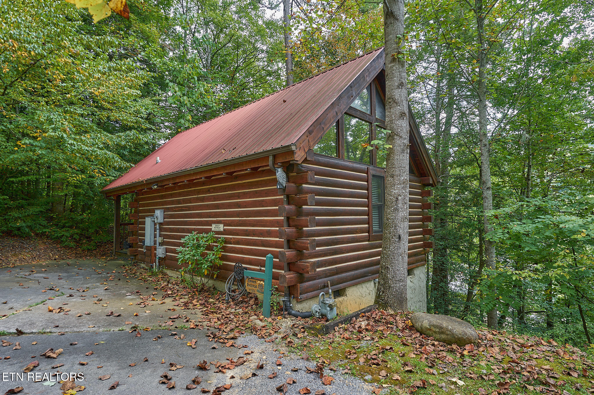 523 Hoot Owl Way Gatlinburg TN 37738