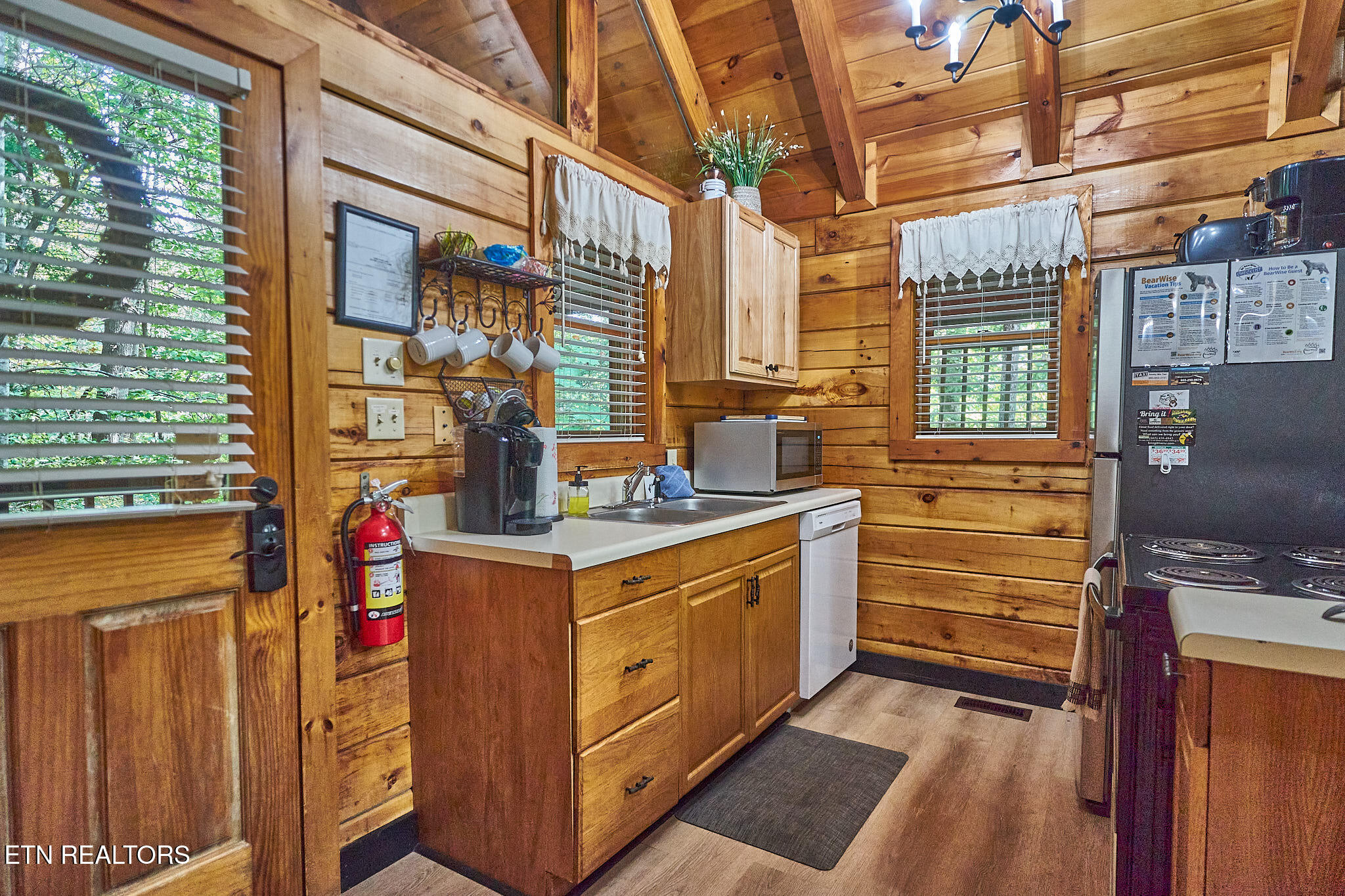 523 Hoot Owl Way Gatlinburg TN 37738