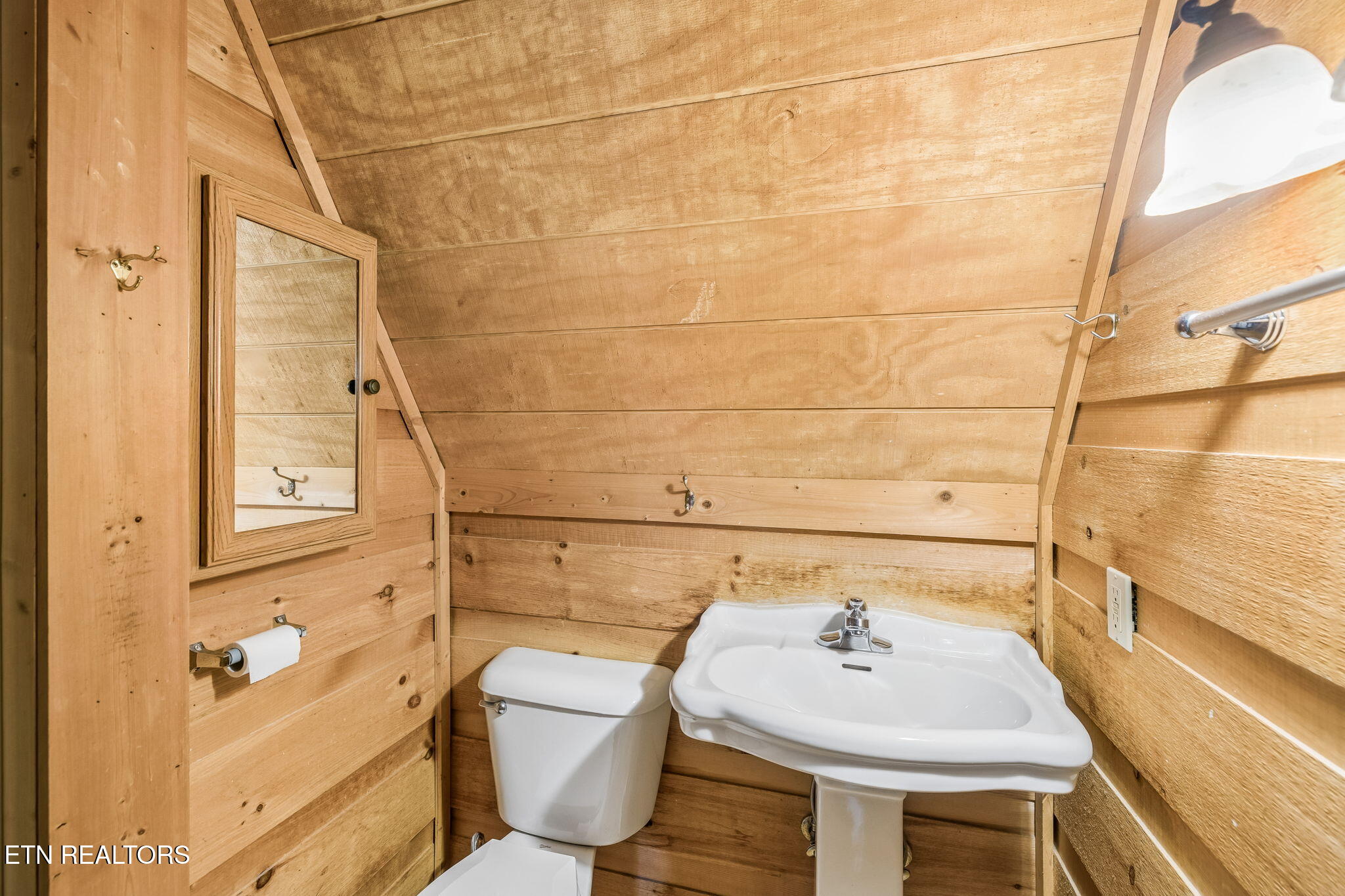 1235 N Baden Drive Gatlinburg TN 37738