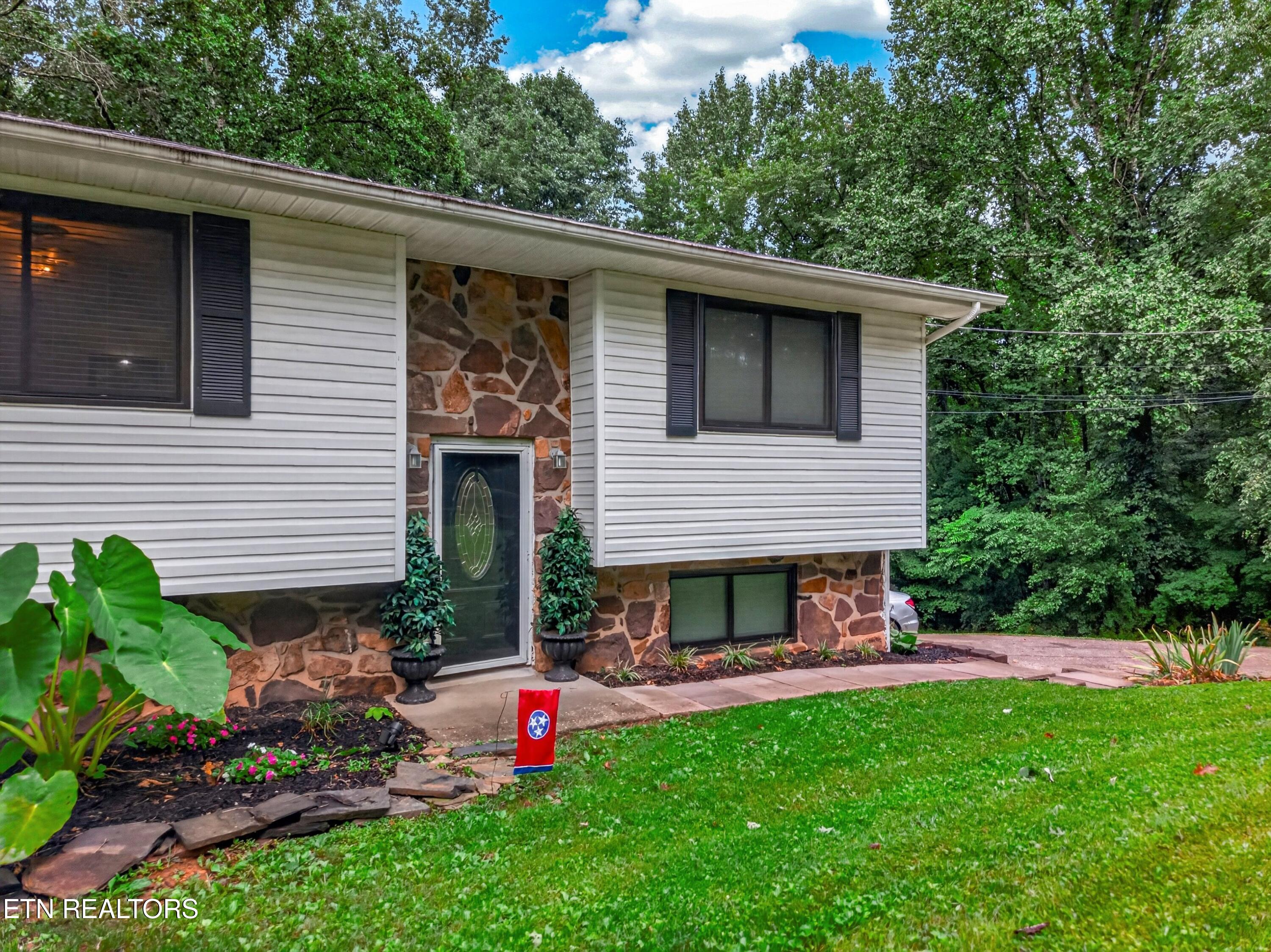 464 Norris Drive Tazewell TN 37879