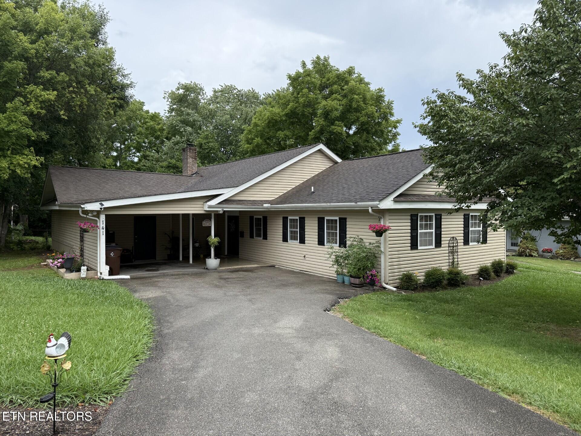 141 S Purdue Avenue Oak Ridge TN 37830