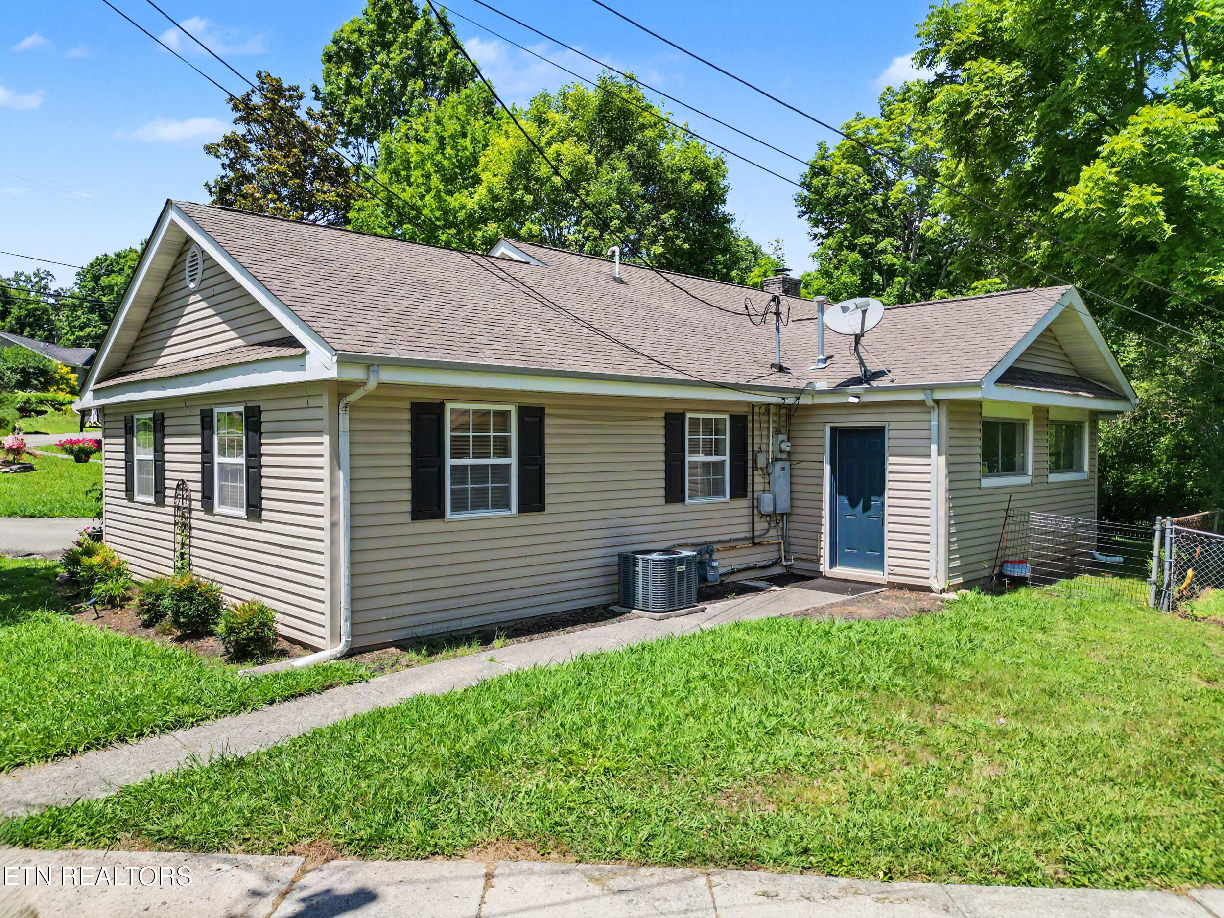 141 S Purdue Avenue Oak Ridge TN 37830