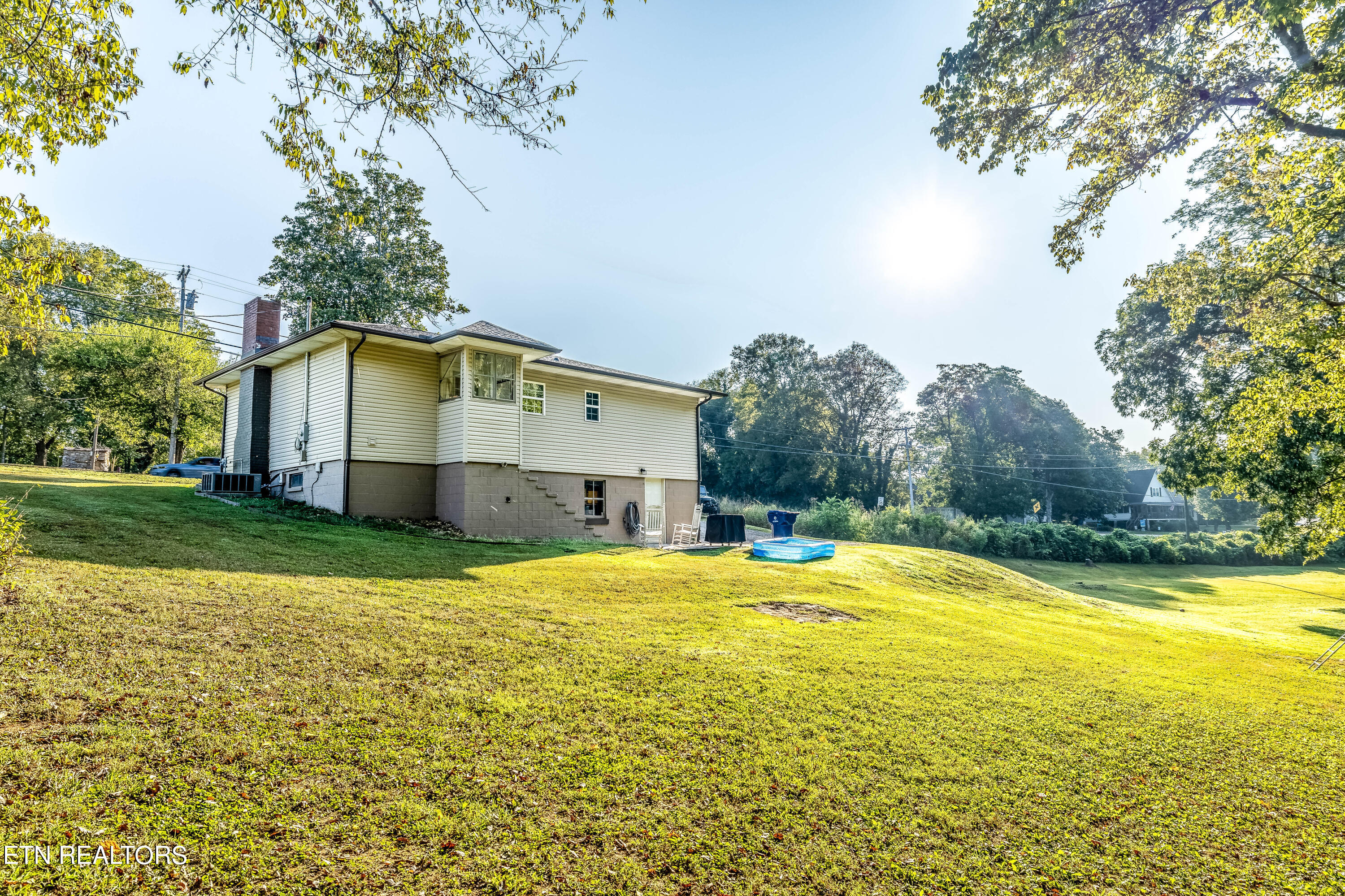 1719 Middlesettlements Road Maryville TN 37801
