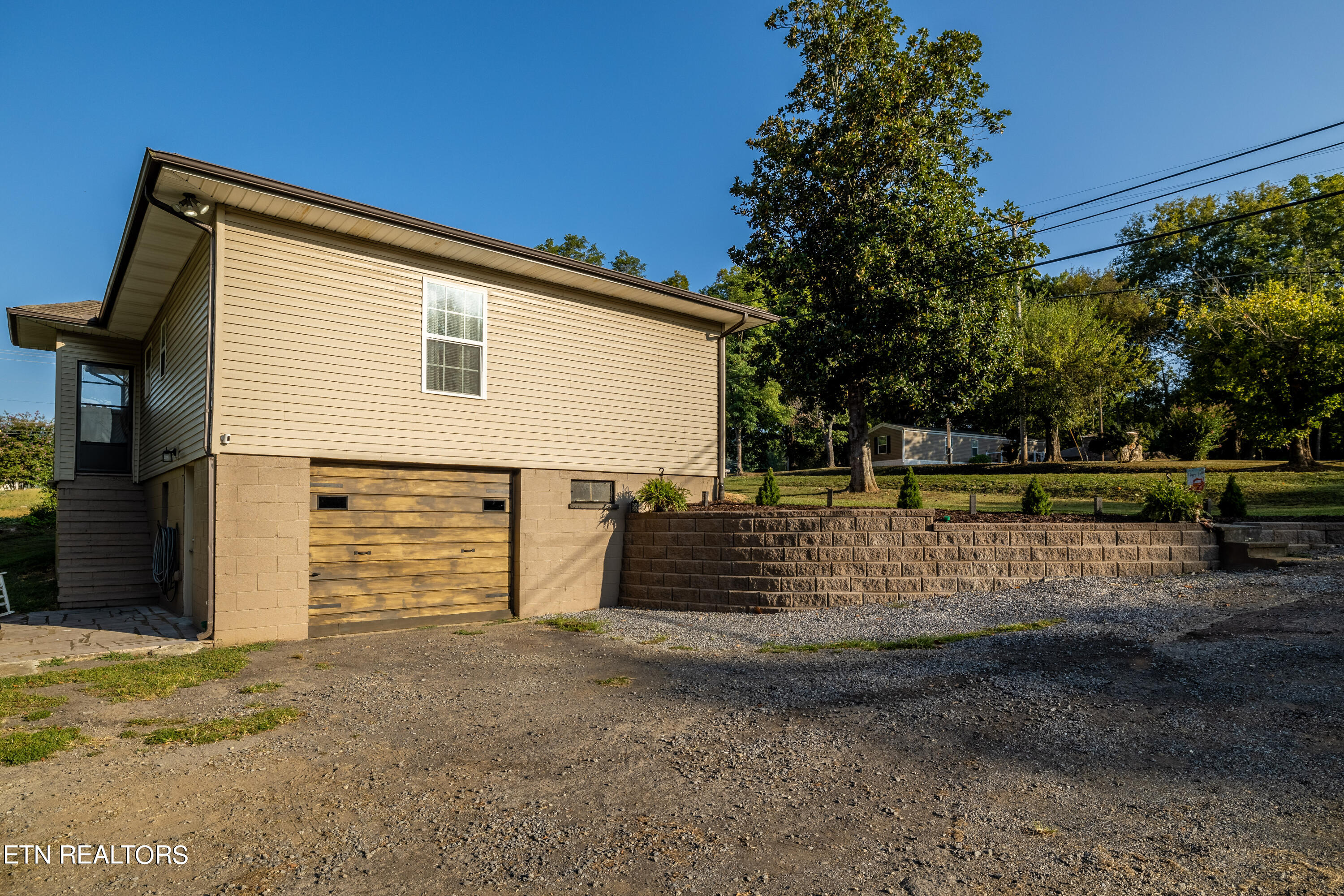1719 Middlesettlements Road Maryville TN 37801