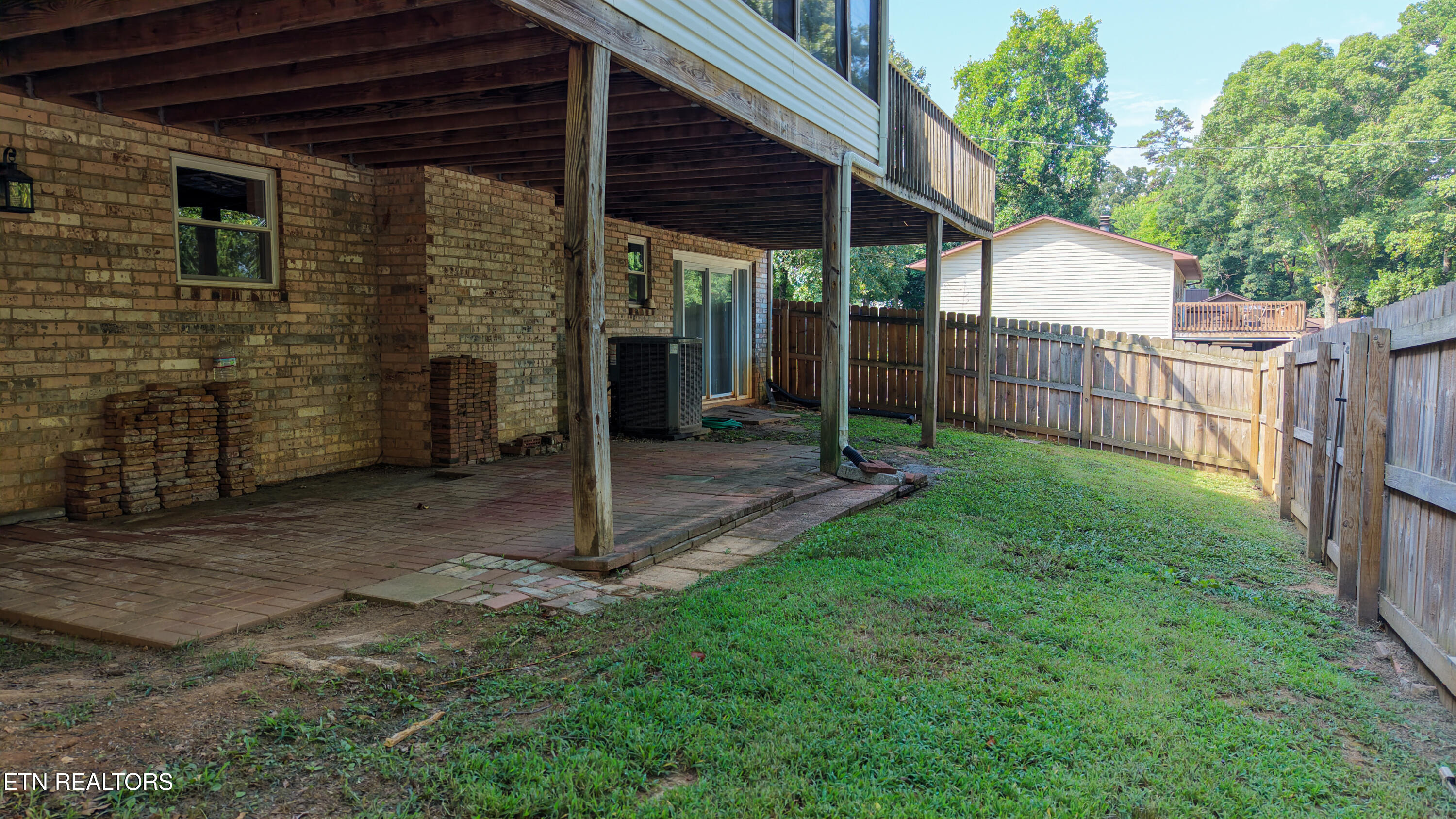 2919 W Woodbine Drive Maryville TN 37803