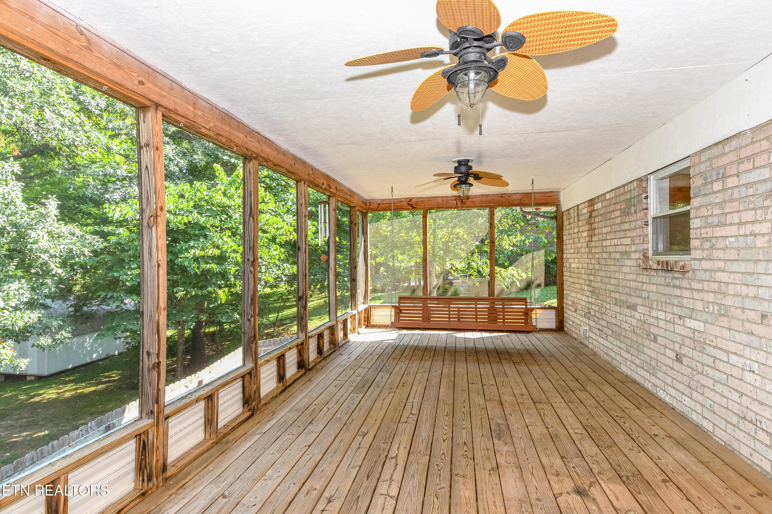 2919 W Woodbine Drive Maryville TN 37803